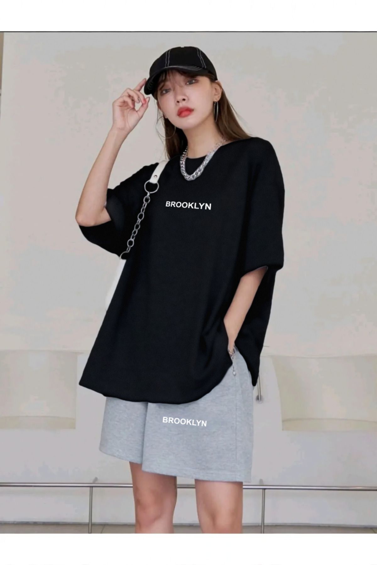 Trendglow Brooklyn Yazı T-shirt Penye Şort - Siyah Gri Şort Tişört Takım Baskılı Oversize Bisiklet Yaka