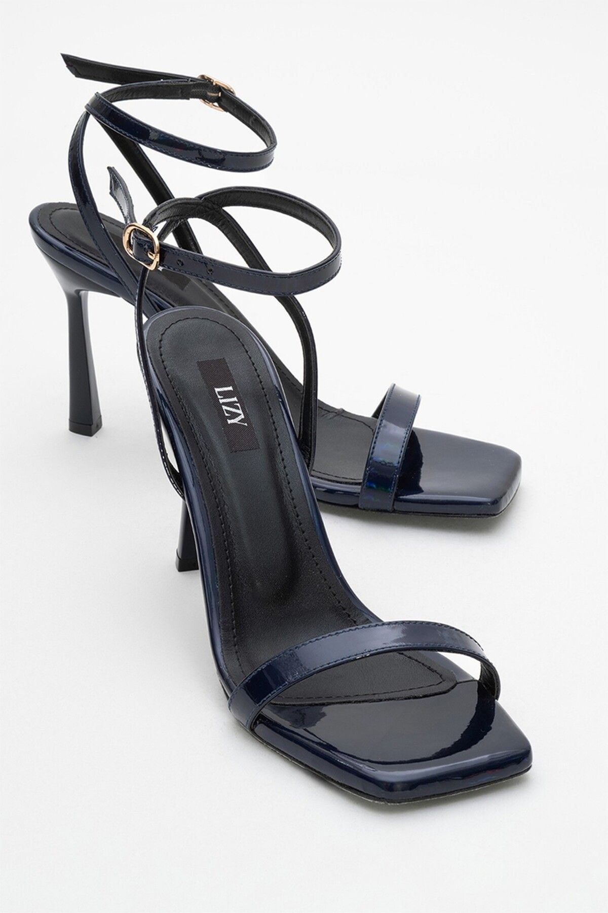 Lizy Shoes Rugan İnce Topuklu Ayakkabı