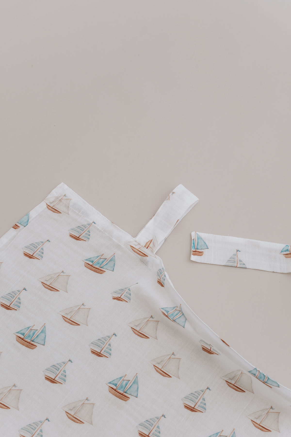 Tuğba Kuğu Müslin Emzirme Örtüsü - Pureline Series - Sail Boats fotoğrafı 6 (önizleme)