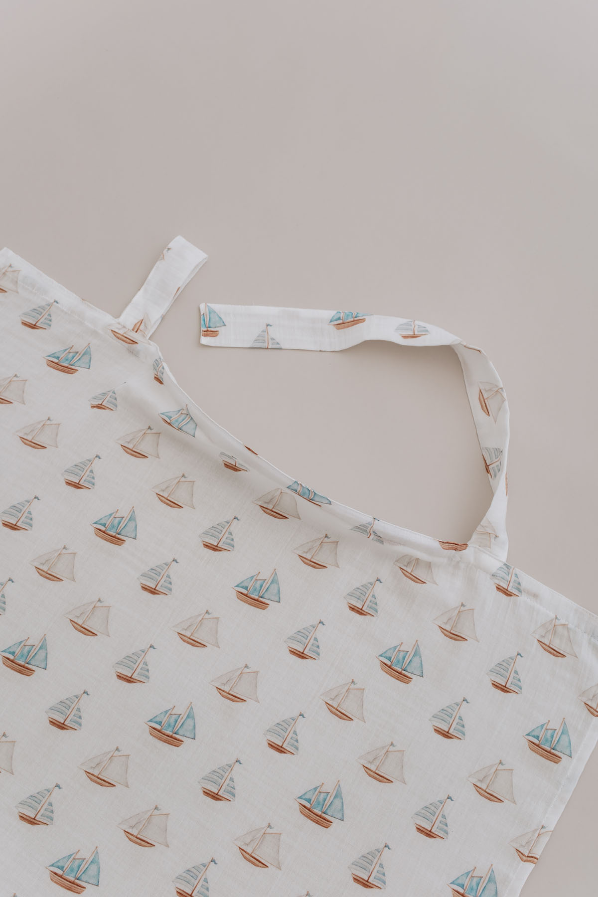 Tuğba Kuğu Müslin Emzirme Örtüsü - Pureline Series - Sail Boats fotoğrafı 7 (önizleme)