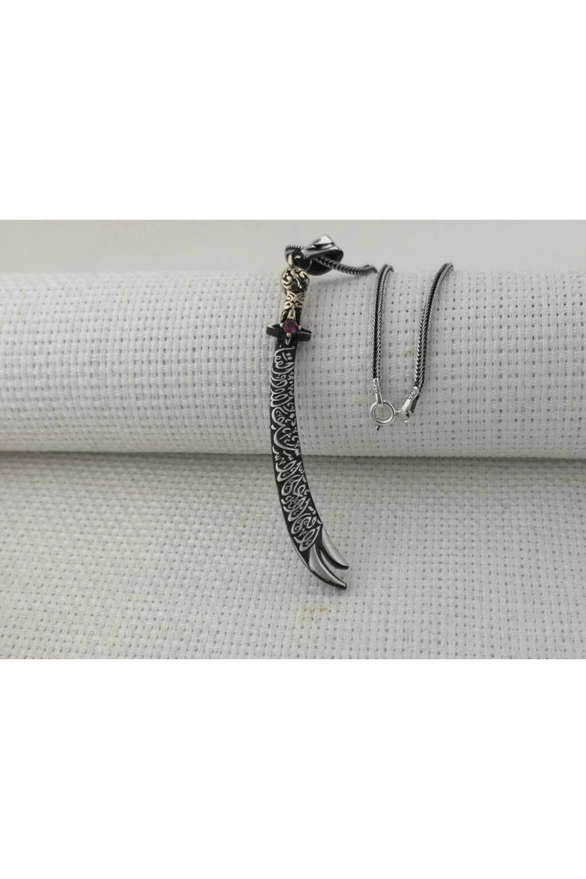 shop Kırmızı Taşlı La Fetta İlla Ali La Seyfe İlla Zülfikar Yazılı Beyaz Taşlı 925 Ayar Gümüş Erkek Kolye