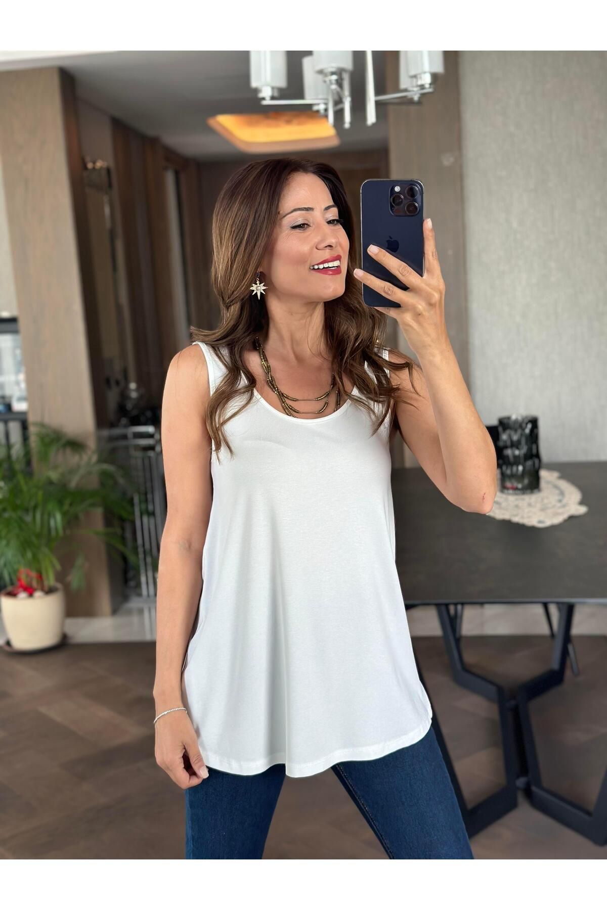 Forlady Butik Beyaz Askılı Eteği Oval Oversize Kadın Bluz