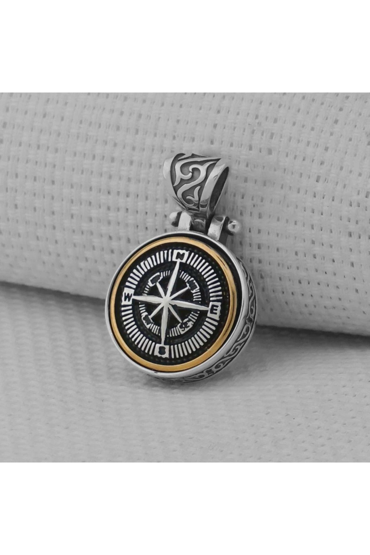 shop Pusula Tasarımlı Ortası Dönen 925 Ayar Gümüş Erkek Kolyesi Ucu