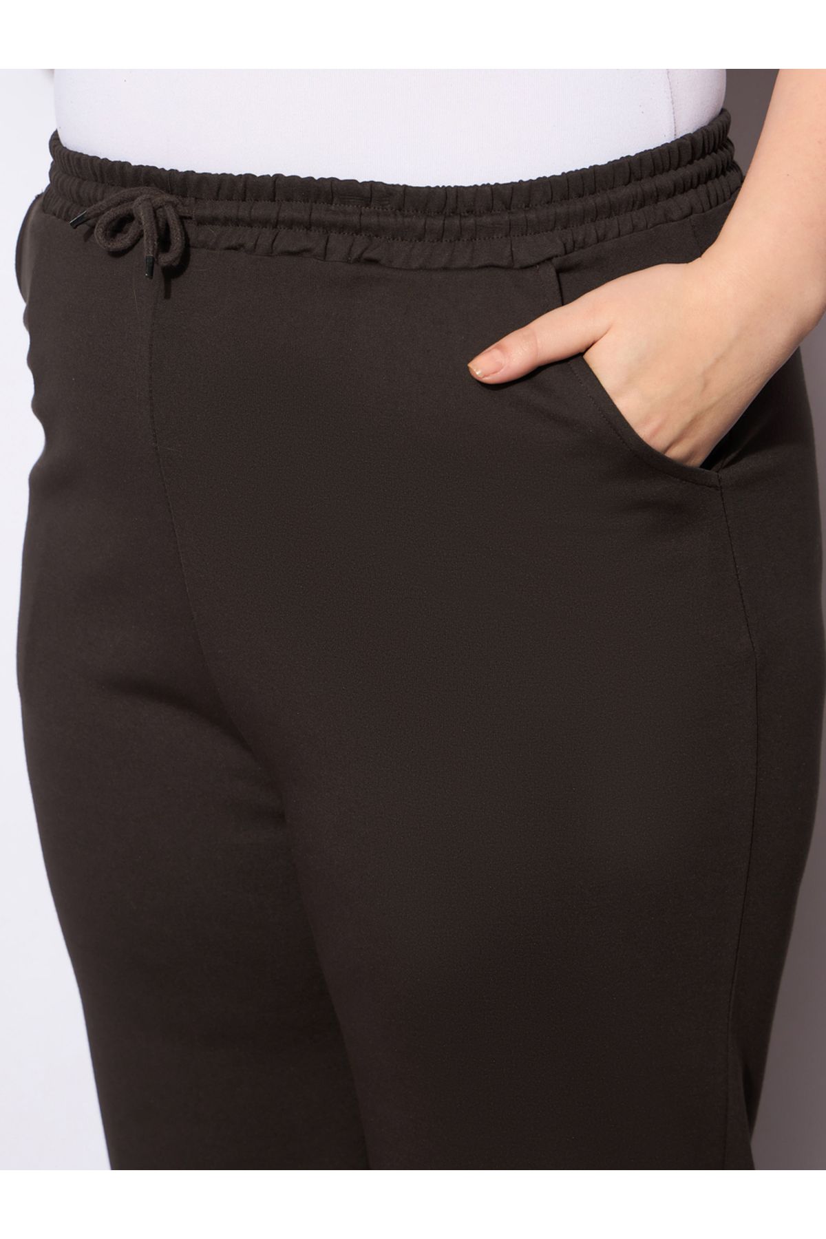 Sassafras By Styli-Plus Size Regular Fit Pants with Drawstring 4