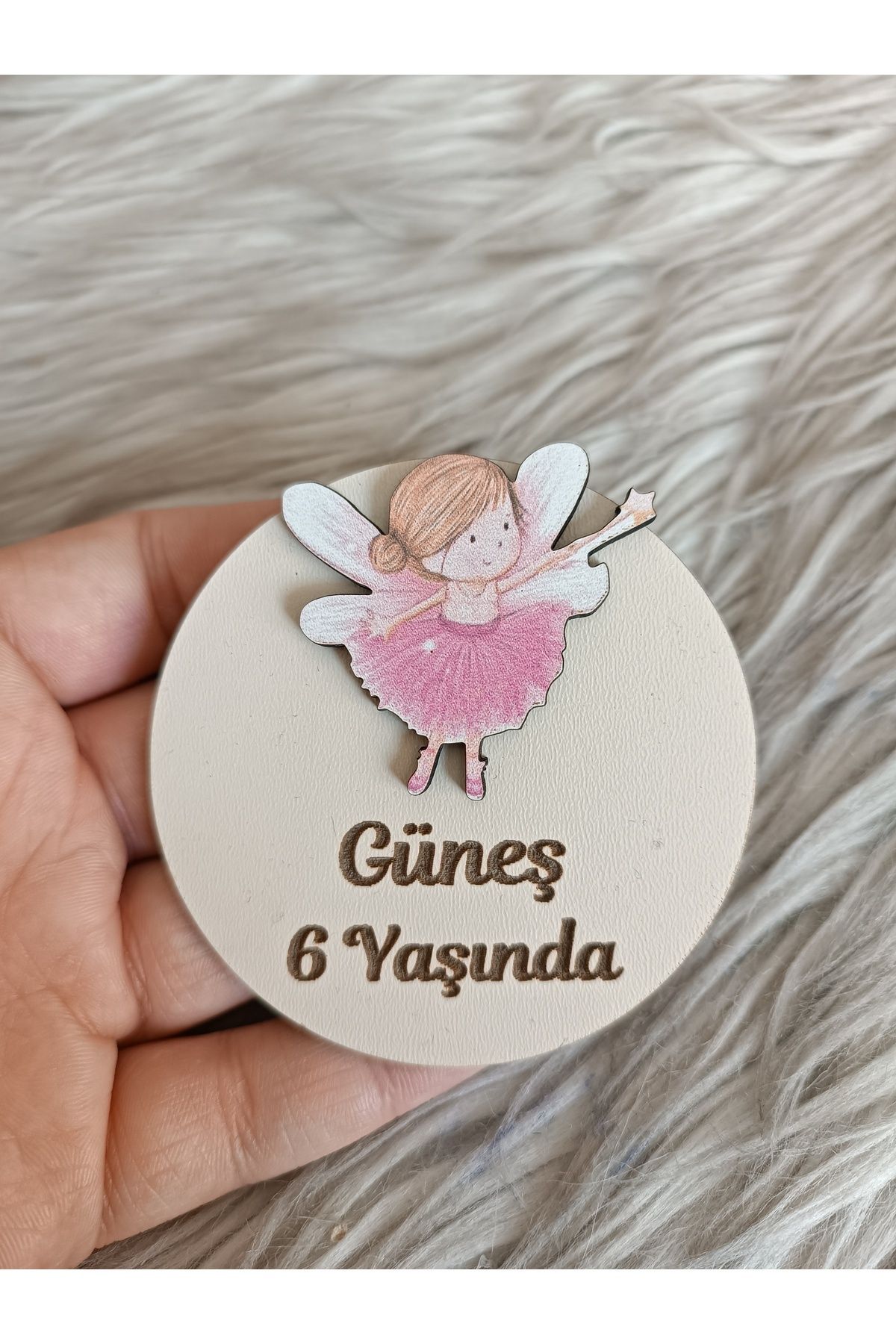 Doğrukan Hediyelik Pembe elbiseli peri kızı ahşap yenidoğan doğum günü magnet hediyelik (10 adet)