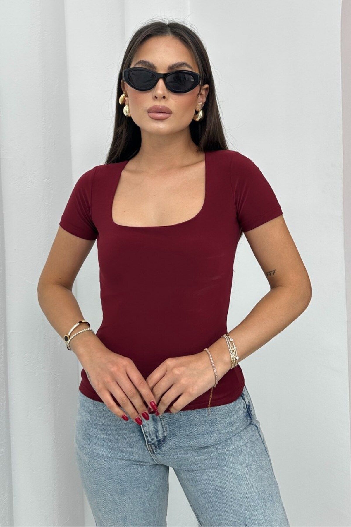 spirituel Kadın Kısa Kollu T-Shirt Kare Yaka Çift Kat Sandy Kumaş Crop T-Shirt