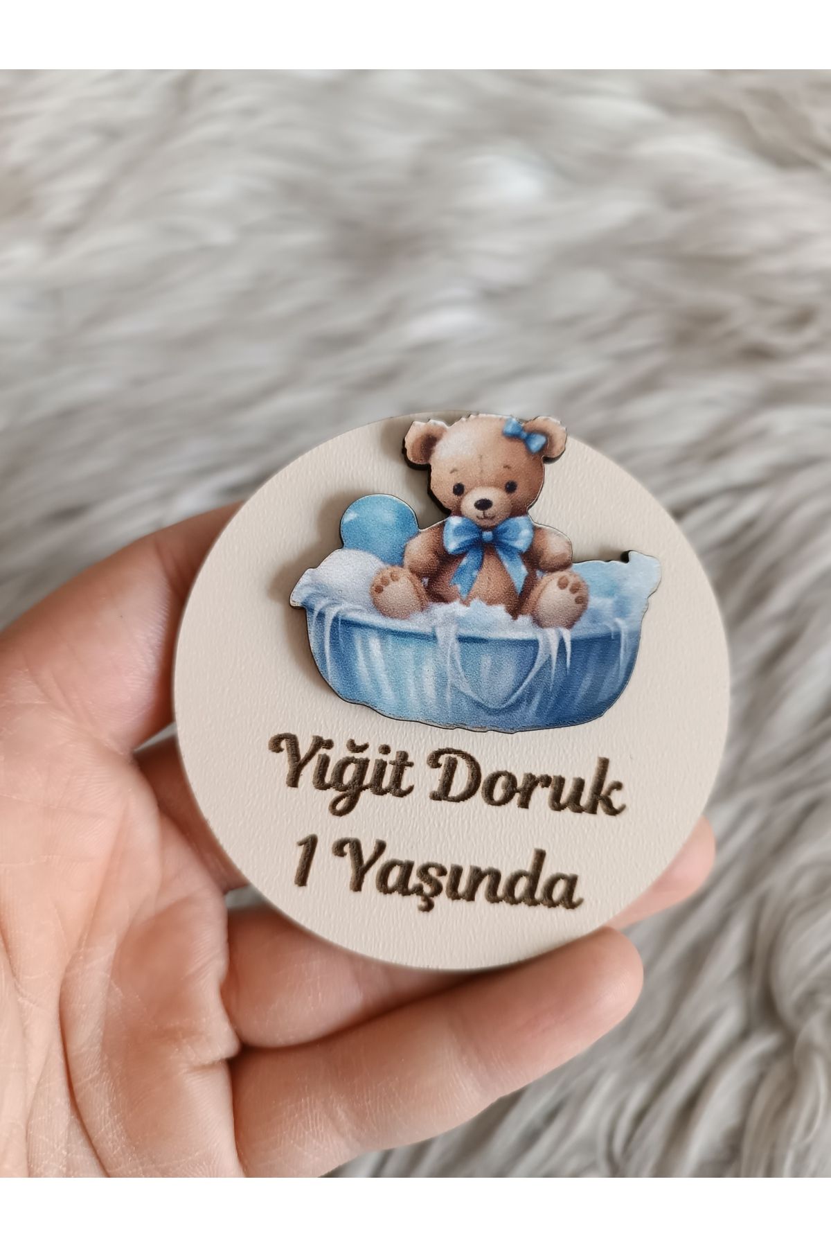 Doğrukan Hediyelik Sepette ayıcık figürlü ahşap yenidoğan doğum günü magnet hediyelik (10 adet)