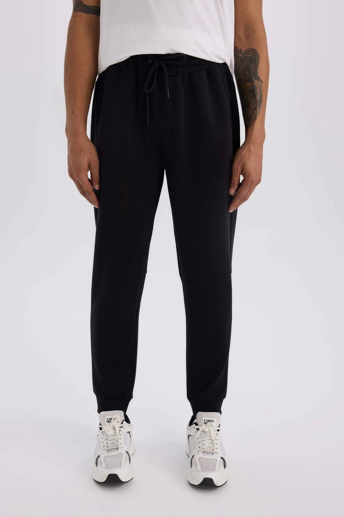 DeFacto Z9112 Siyah DeFactoFit Slim Fit Sporcu İnce Jogger Eşofman Altı Dar Kesim Skuba Dalgıç Kumaş