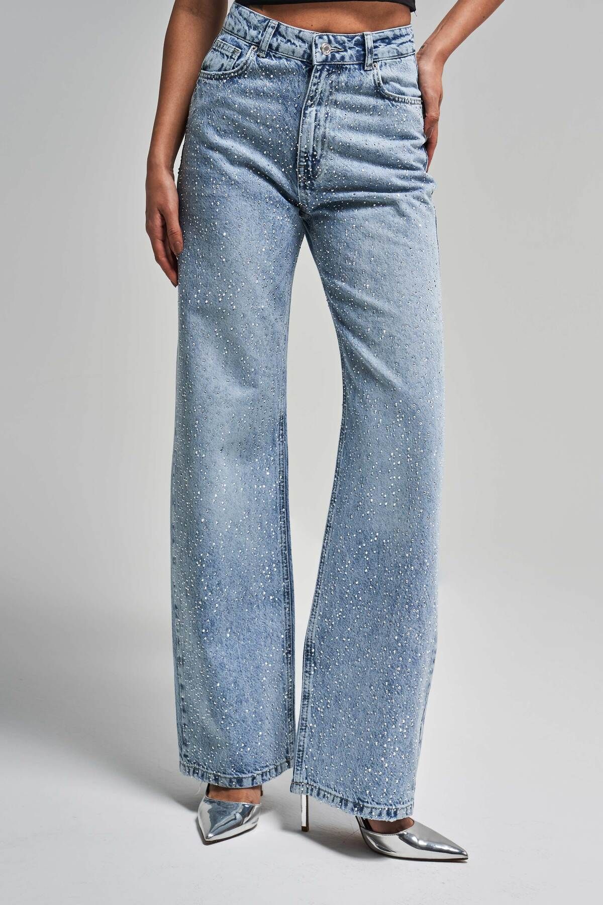 its basic Kadın Kot Reng 4s5-24 Straight Fit Yüksek Bel Önü Parlak Taşlı %100 Koton Tasarım Denim Jean