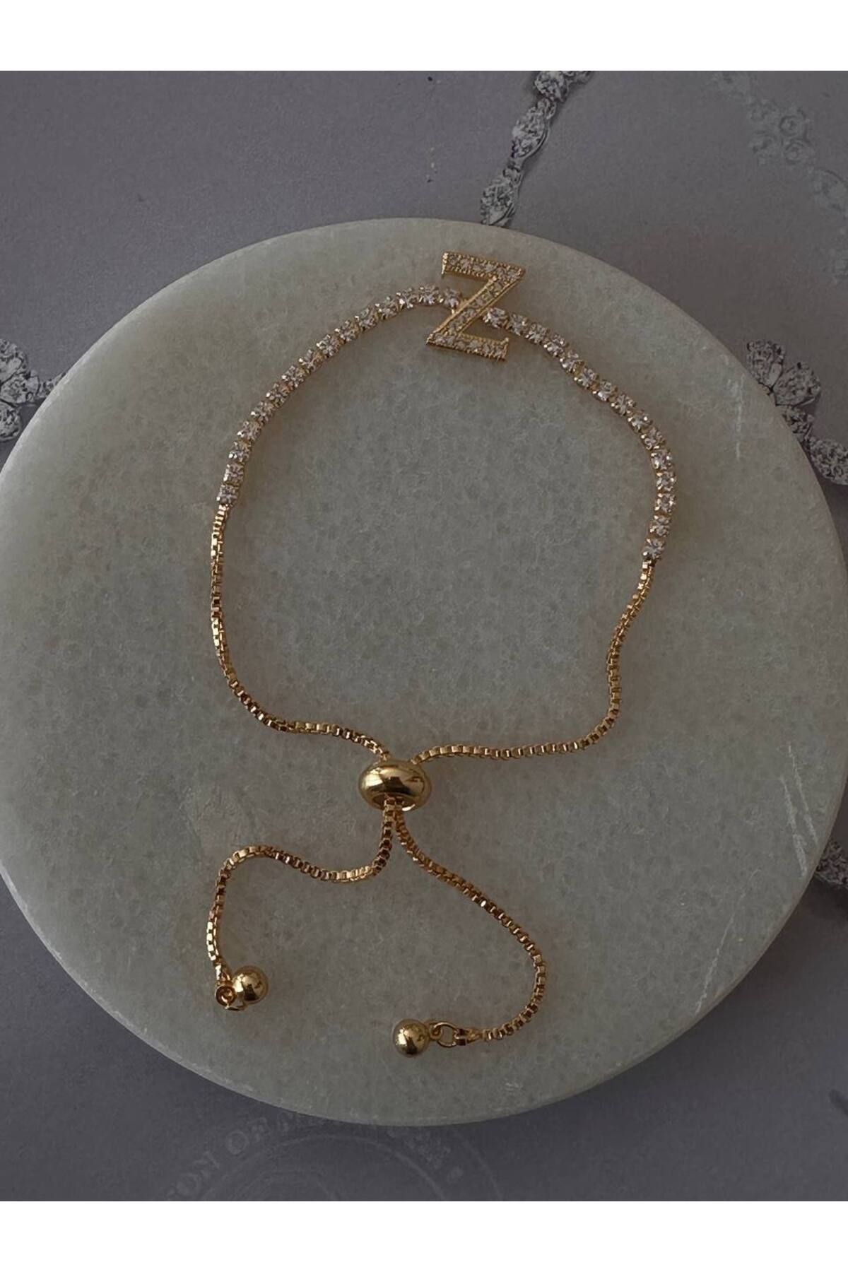 Esmeray Aksesuar Gold Renk Zirkon Taşlı Rodyum Kaplama ( Z ) Harfli Su Yolu Asansör Bileklik