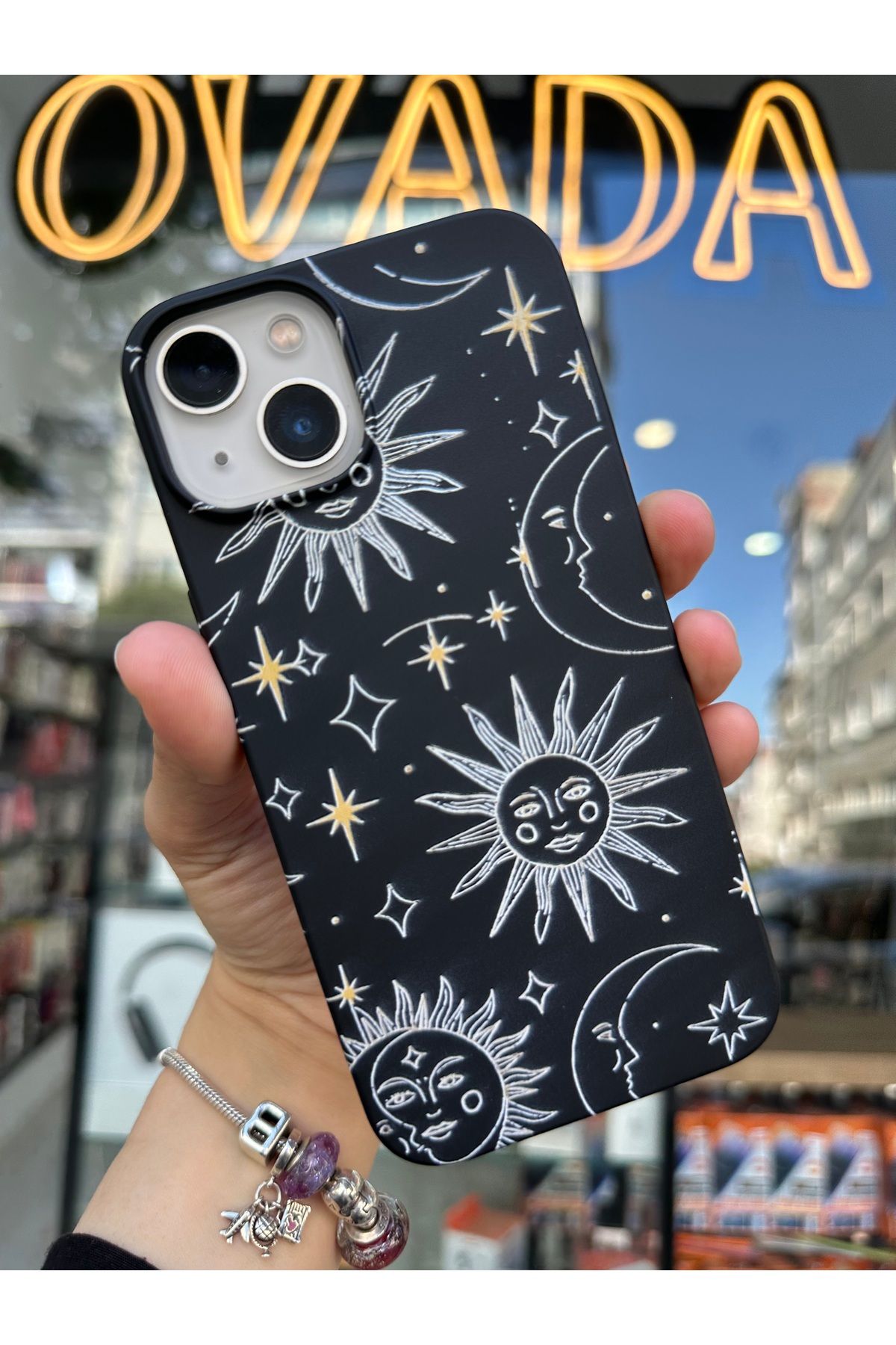 OVADA iPhone 13/14 Uyumlu Kamera Çıkıntılı Güneş ve Kuzey Yıldızı Desenli Silikon Baskılı Kılıf
