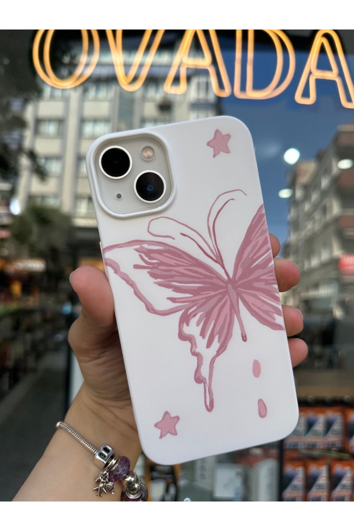 OVADA iPhone 13/14 Uyumlu Kamera Koruma Çıkıntılı Kelebek Kanadı Baskılı Silikon Kılıf