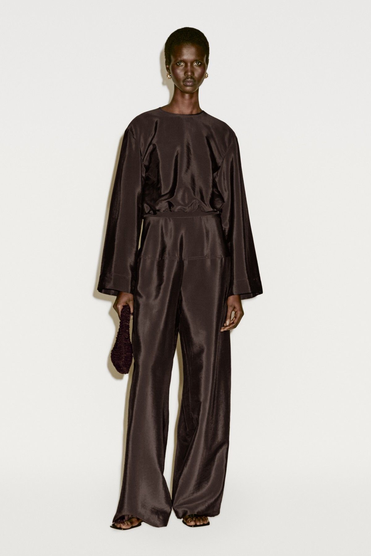 Massimo Dutti Yırtmaç detaylı saten gömlek - Limited Edition