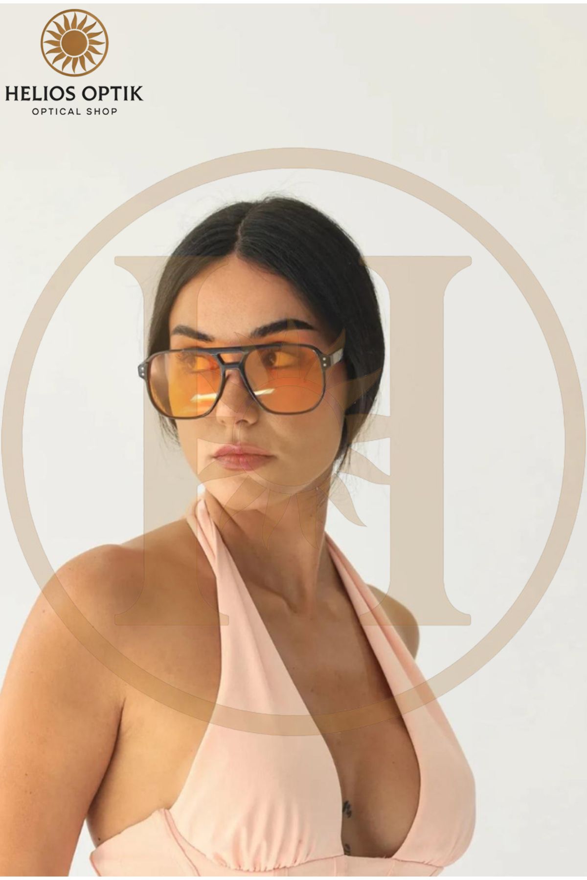 Helios Sportif Stil Siyah Çerçeveli Amber Camlı Kadın Güneş Gözlüğü - UV400 Korumalı