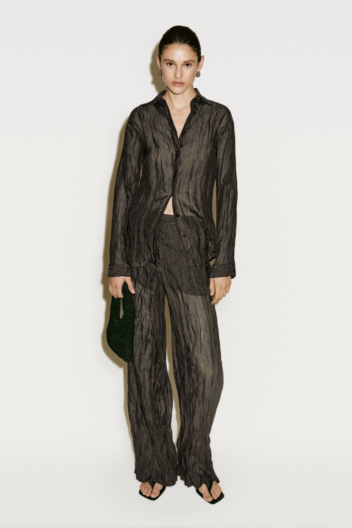 Massimo Dutti Buruşuk görünümlü dökümlü pantolon - Limited Edition