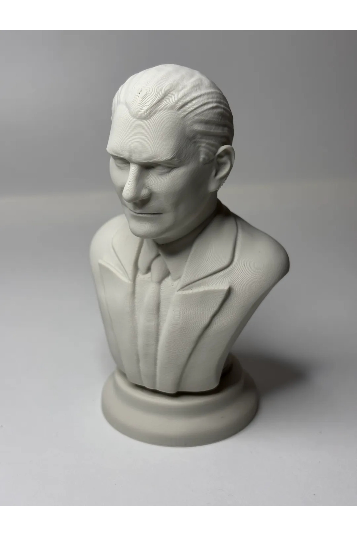 Atatürk-Büste 15 cm – 3D-gedruckte Skulptur-Figur (Name kann geschrieben werden)