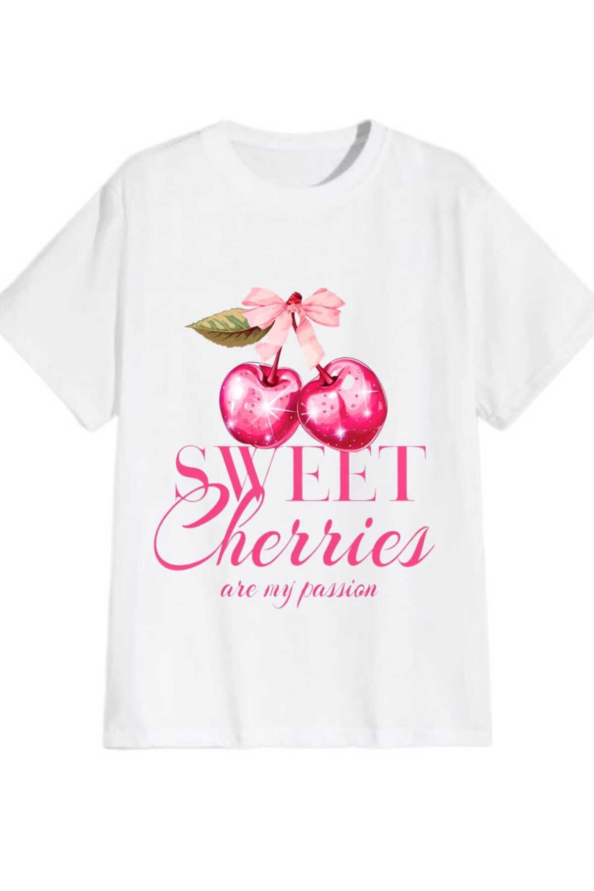 Lario SwEET Cherrie Oversize beyaz tişört