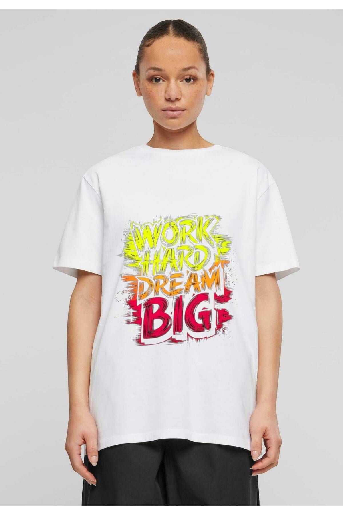 ELNOYA Unisex Pamuklu Beyaz Oversize "Work Hard" Baskılı Bisiklet Yaka Rahat T-shirt