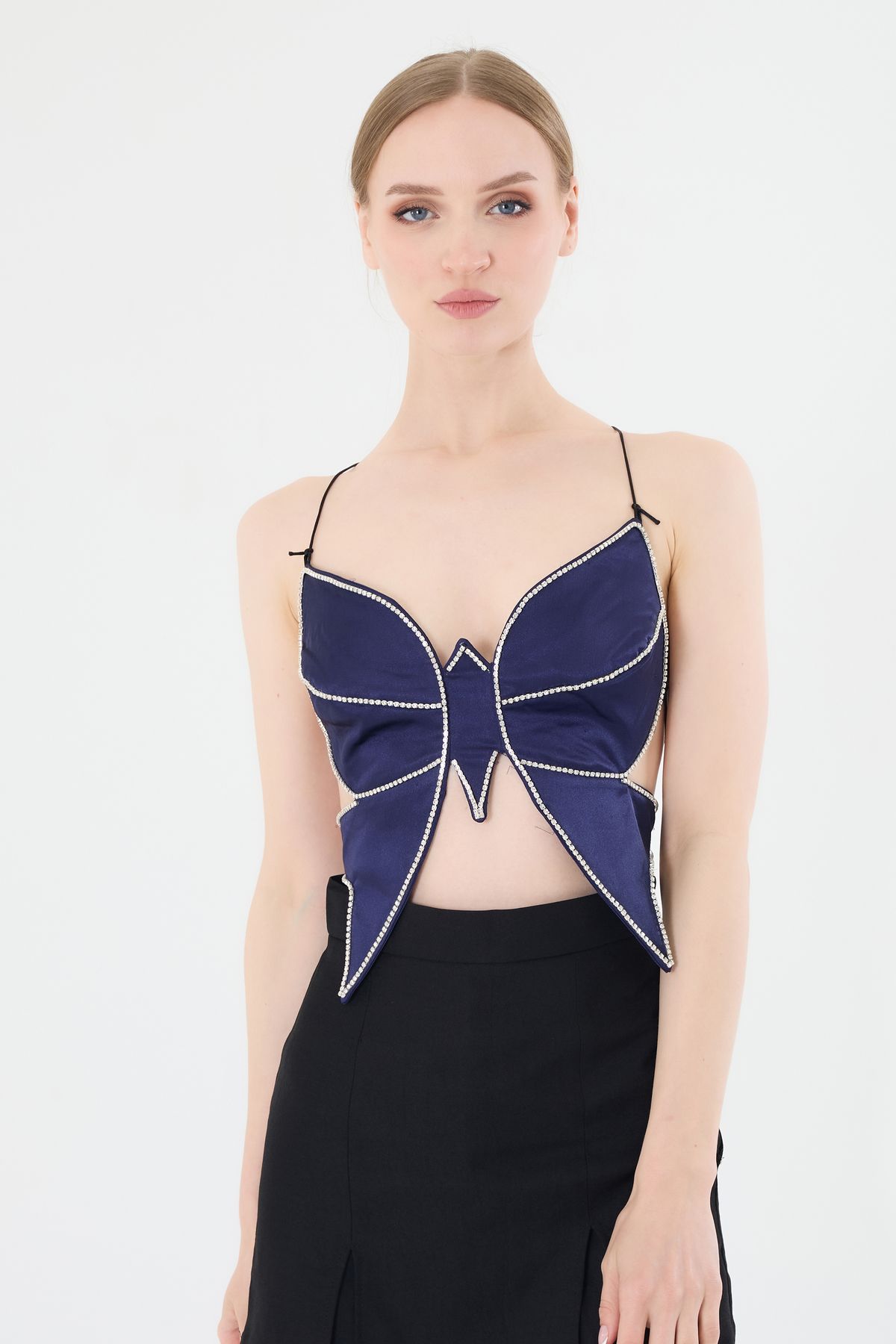 MODA Kelebek form, taşlı, lacivert crop