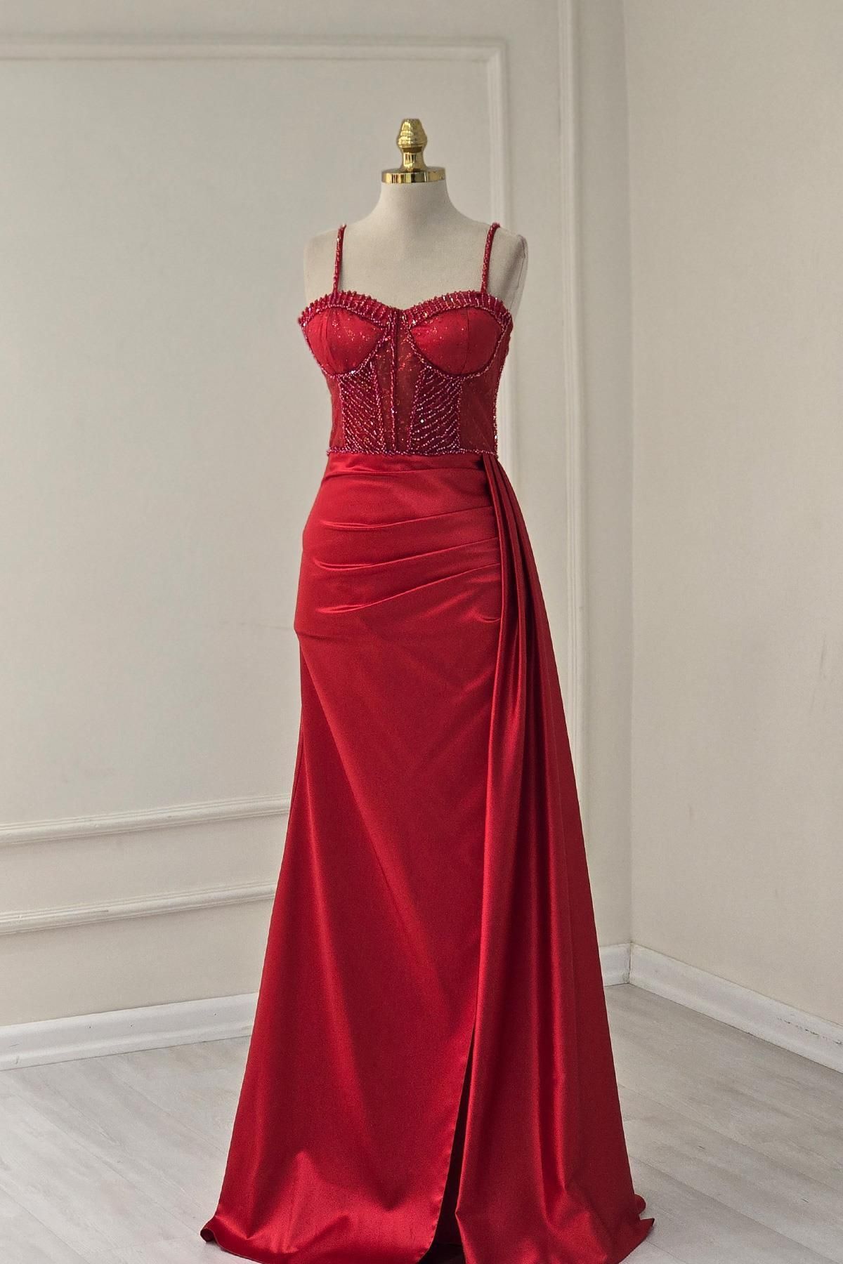 Yonca Moda Evi Kırmızı Saten Balenli İşlemeli Yırtmaçlı Abiye 20320