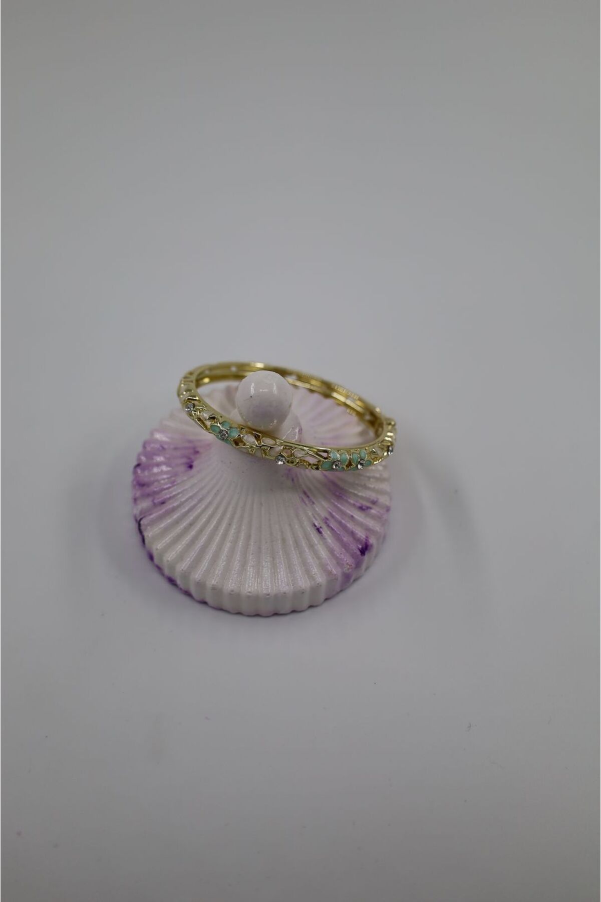 cindyaccessory Mine Çiçek Motifli Altın Renk Bileklik
