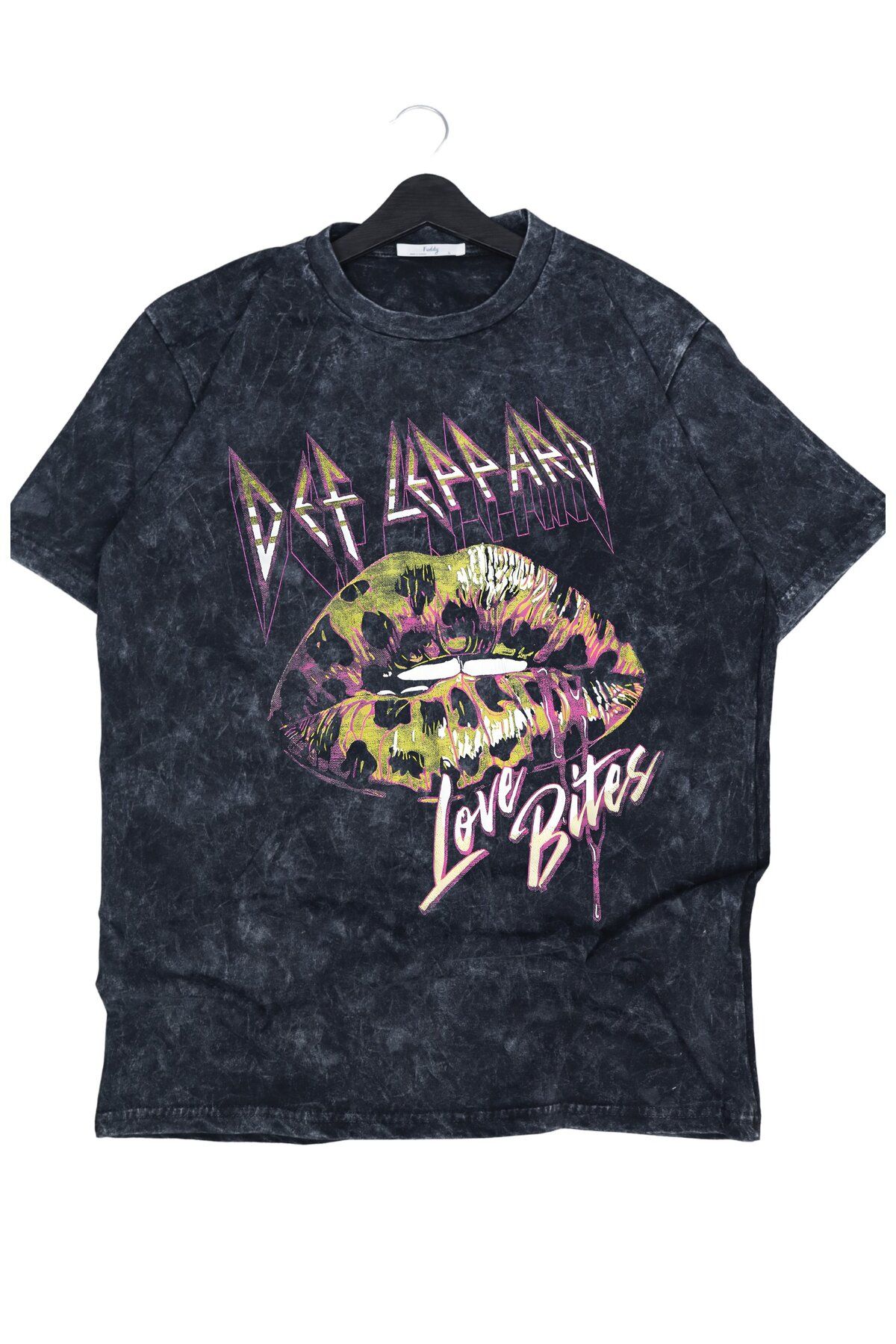 Fuddy Moda Oversize Def Leppard Love Bites Baskılı Yıkamalı T-Shirt, Unisex Rock Band Temalı Retro Tişört