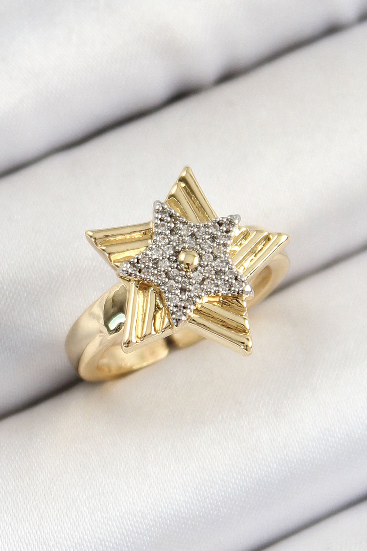 Clariss Pirinç Zirkon Taşlı Yıldız Model Gold Ve Gümüş Renk Kadın Yüzük