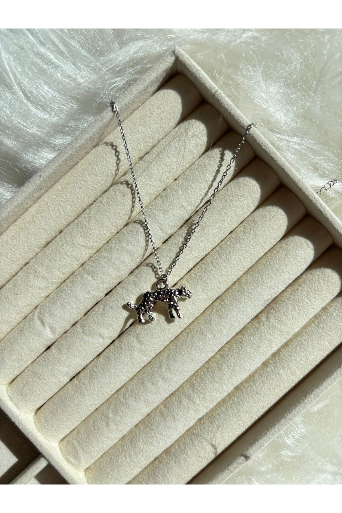 denars jewelry Leopar Charm Çelik Zincirli Gümüş Kolye