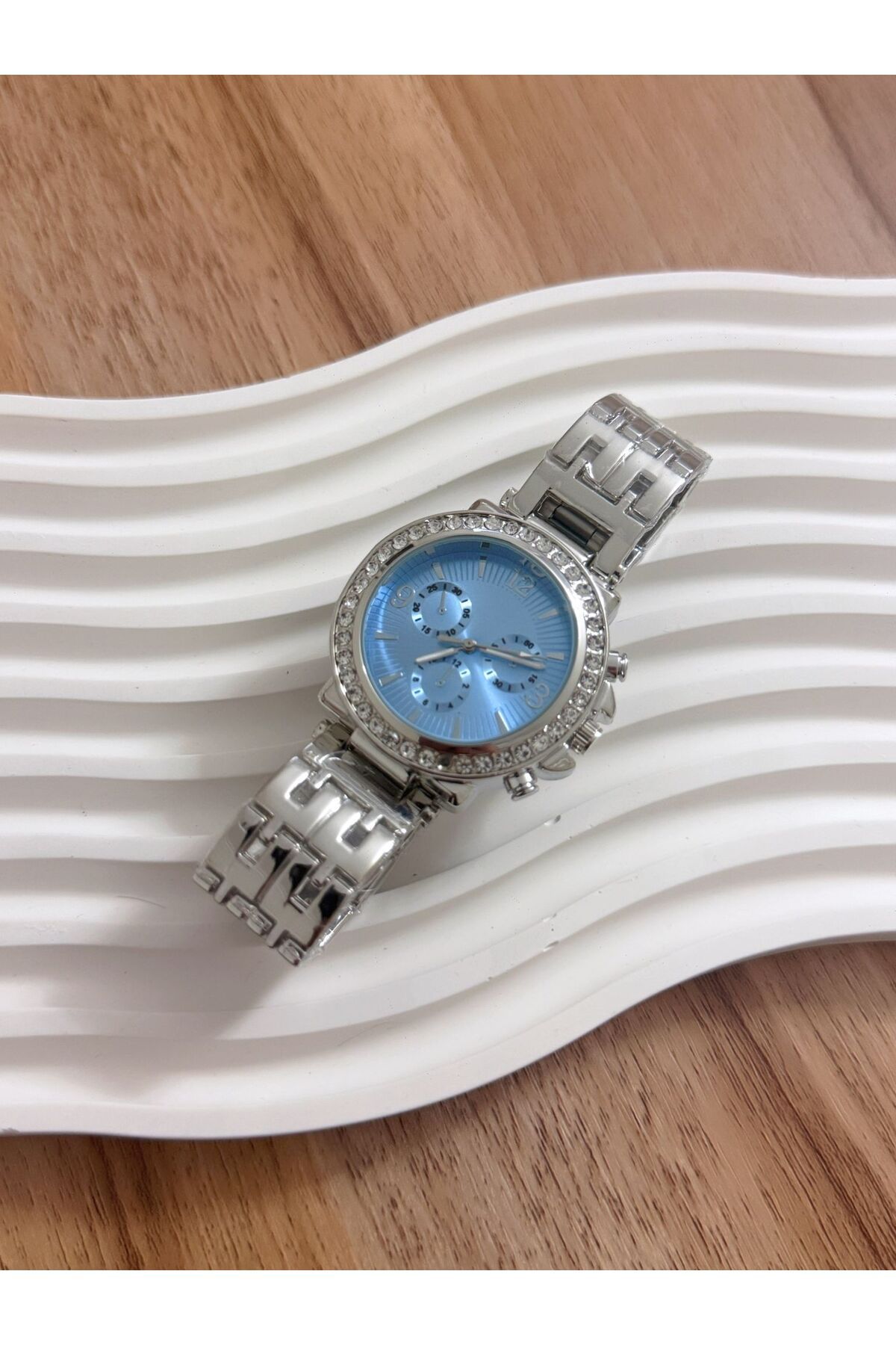 LOOQ-New Stylish Women's Watch with Stone 3