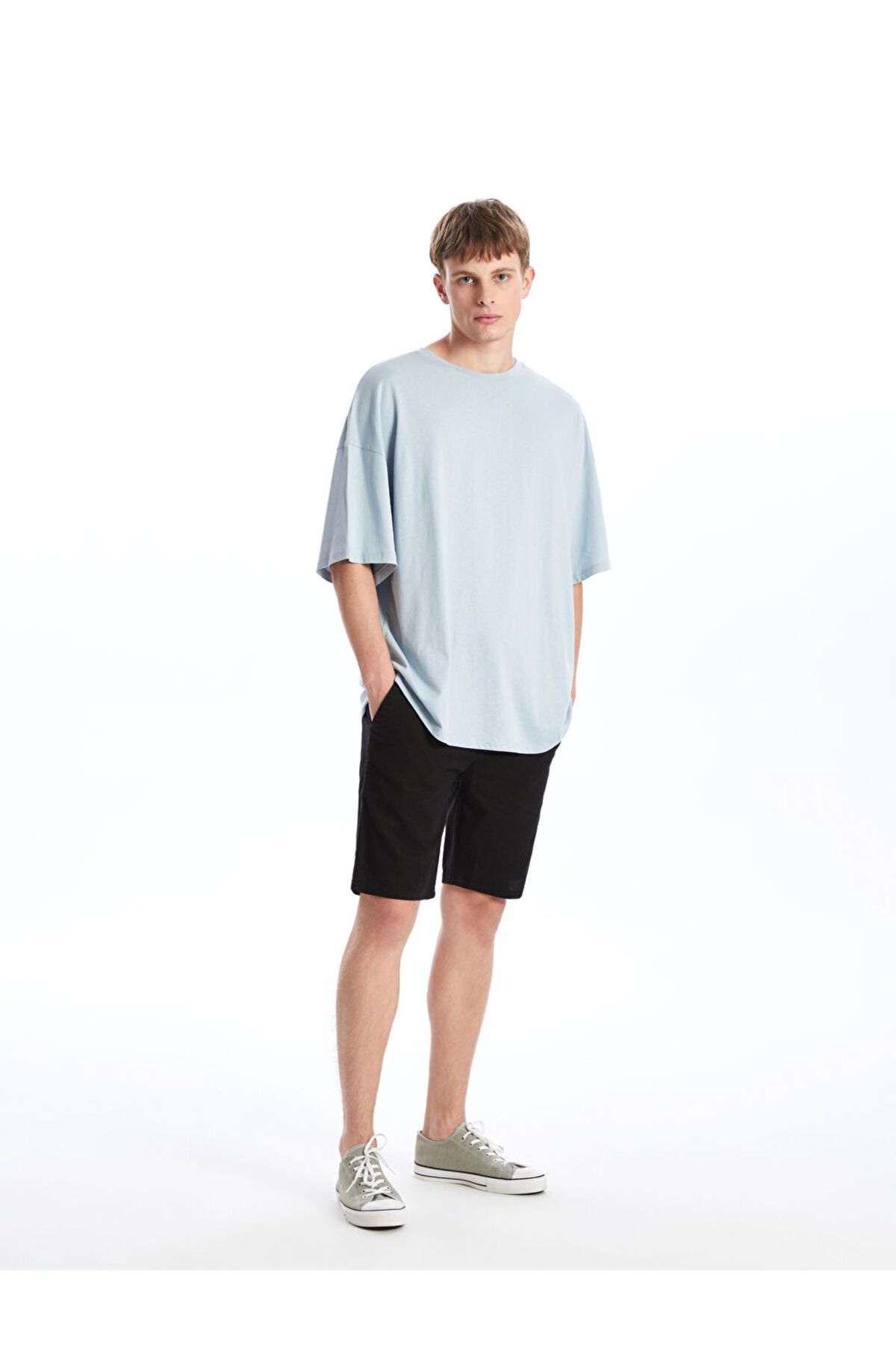 LC Waikiki Slim Fit Erkek Şort
