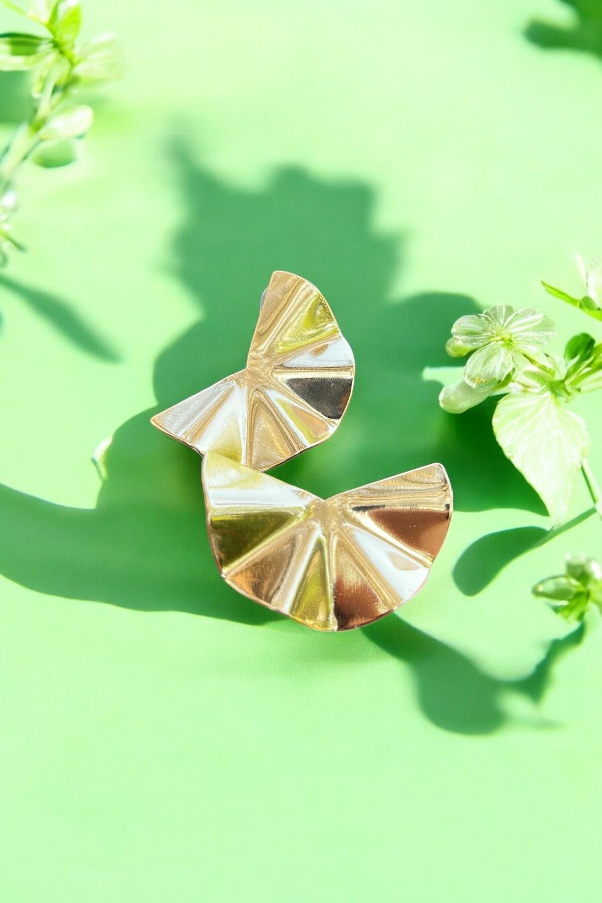 suda Yelpaze Model Rose Gold Renk Kaplama Çelik Küpe