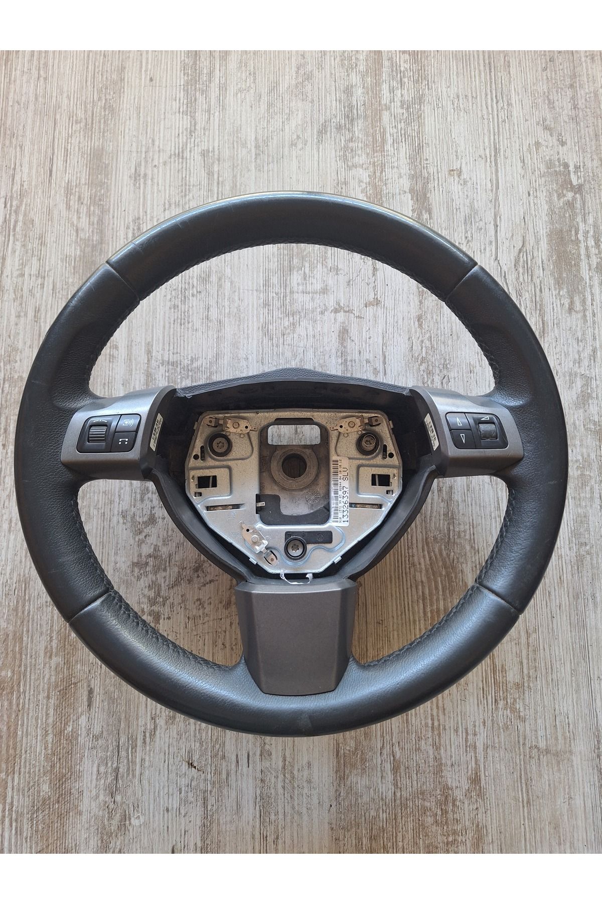 Orjinal Astra H Zafira B Direksiyon Simidi Astra H Zafira B Tuşlu direksiyon 13326397