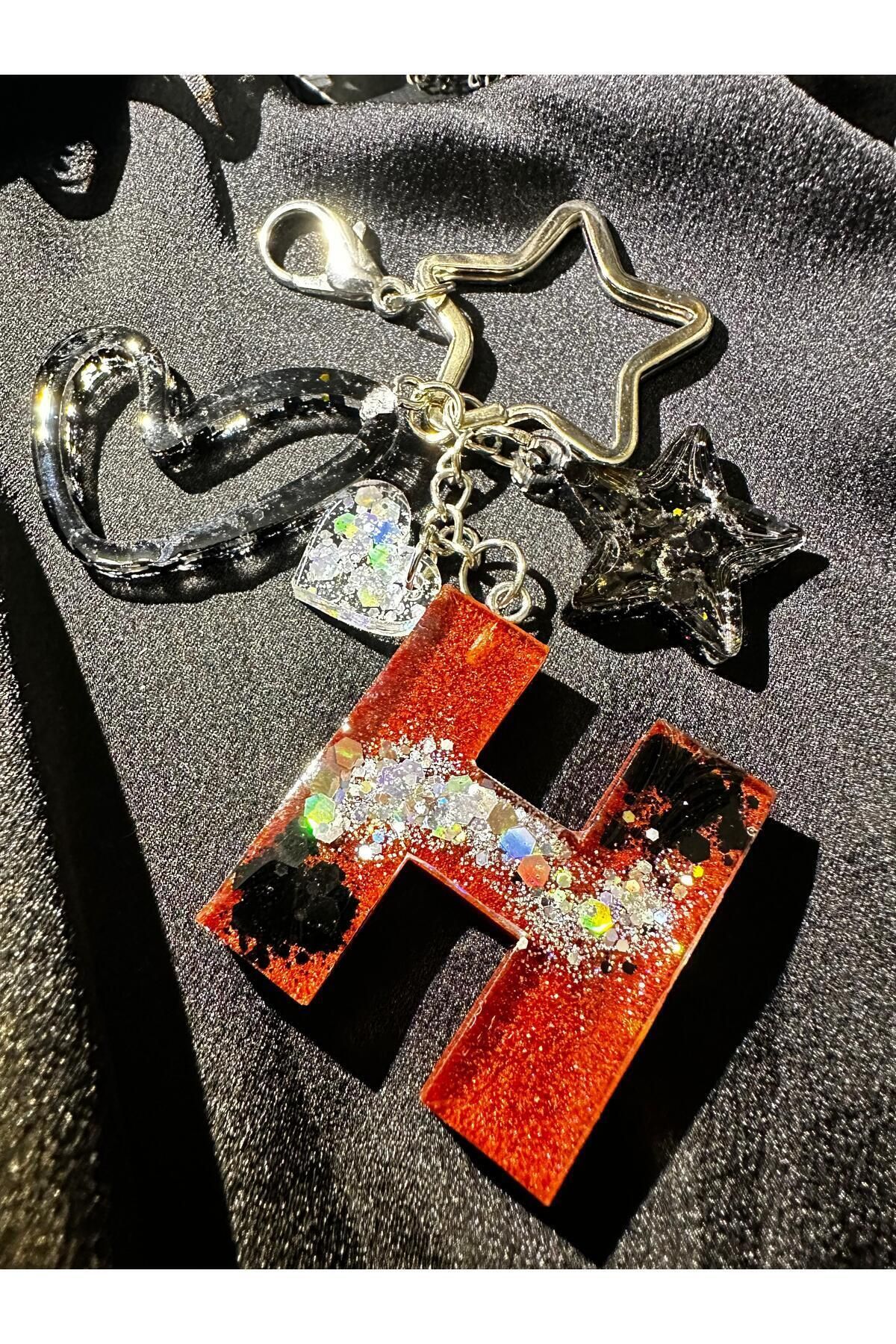 epoksiya H Harf Bordo Renk Gümüş Siyah Glitter Yıldız Halkalı Kancalı Ekstra Figürlü Epoksi Harf Anahtarlık