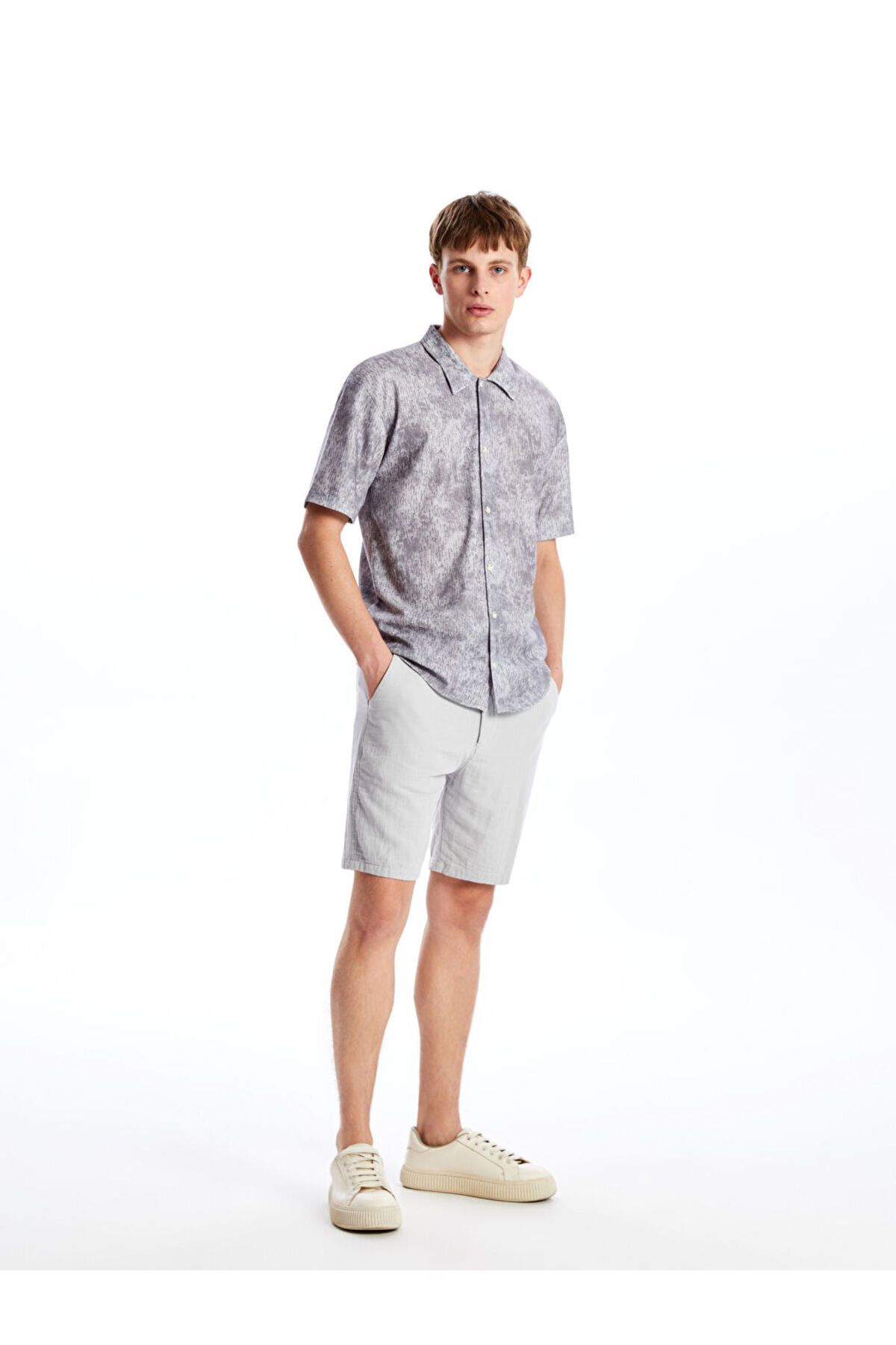 LC Waikiki Slim Fit Erkek Şort