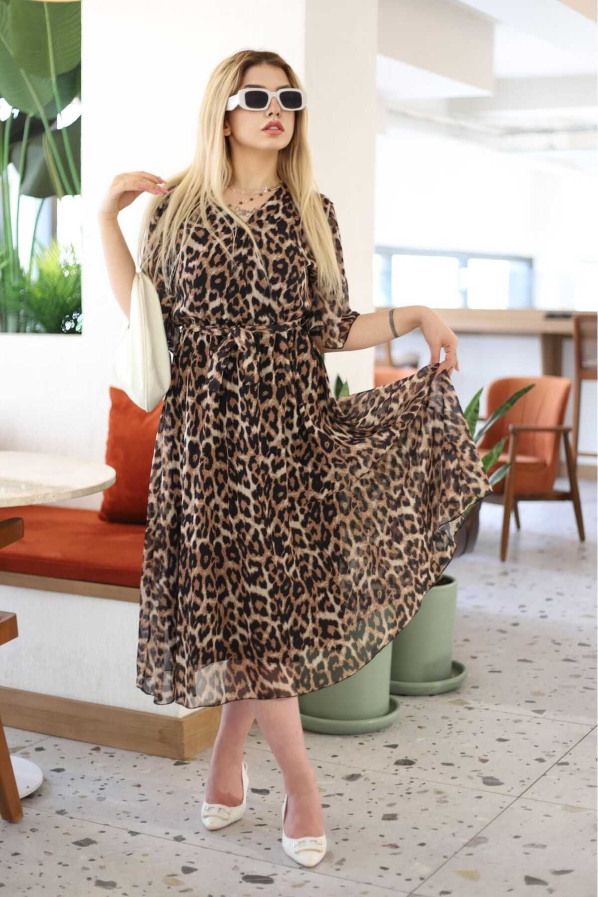 MC Boutique LEOPAR DESENLİ KISA ŞİFON ELBİSE®️