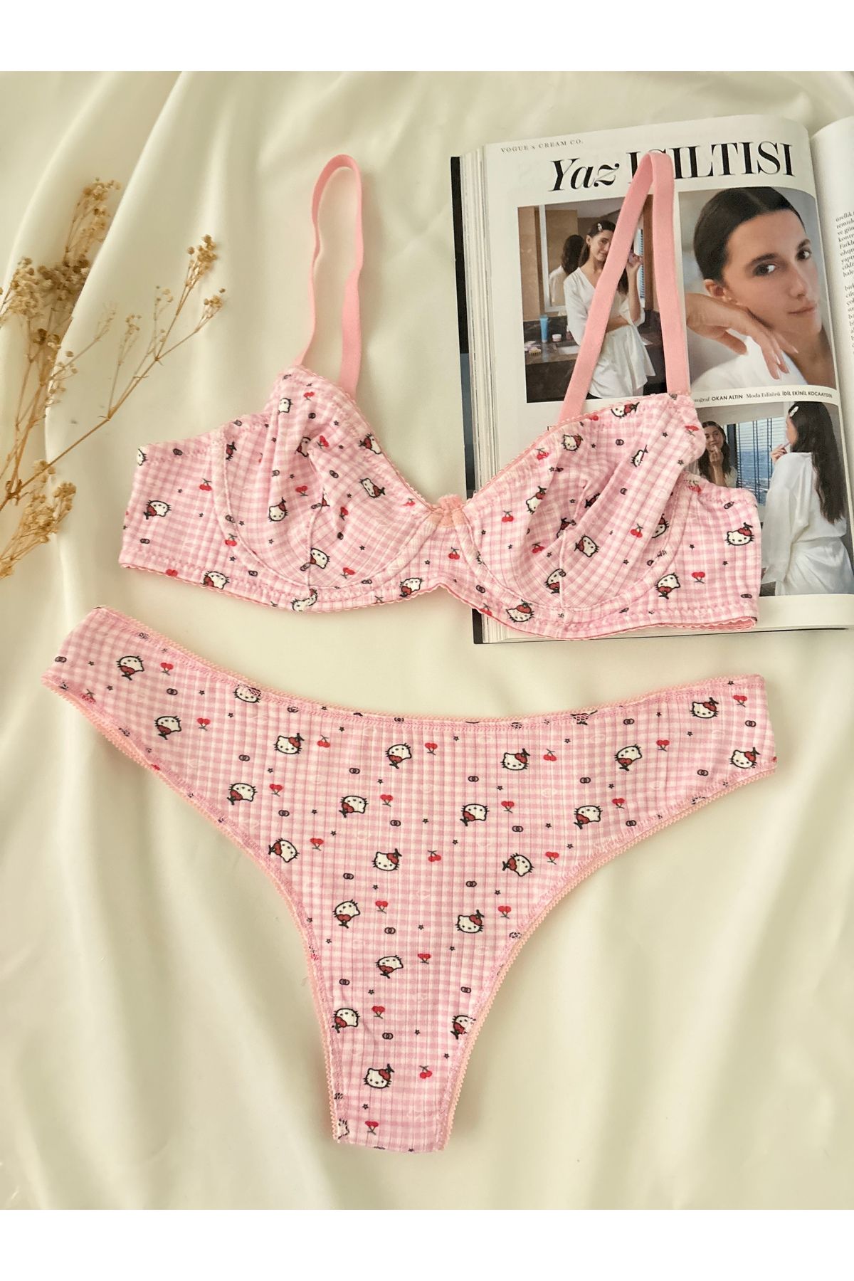 lunesa Hello Kitty Desenli Balenli Pamuklu Sütyen Takım (Sütyen&Tanga)