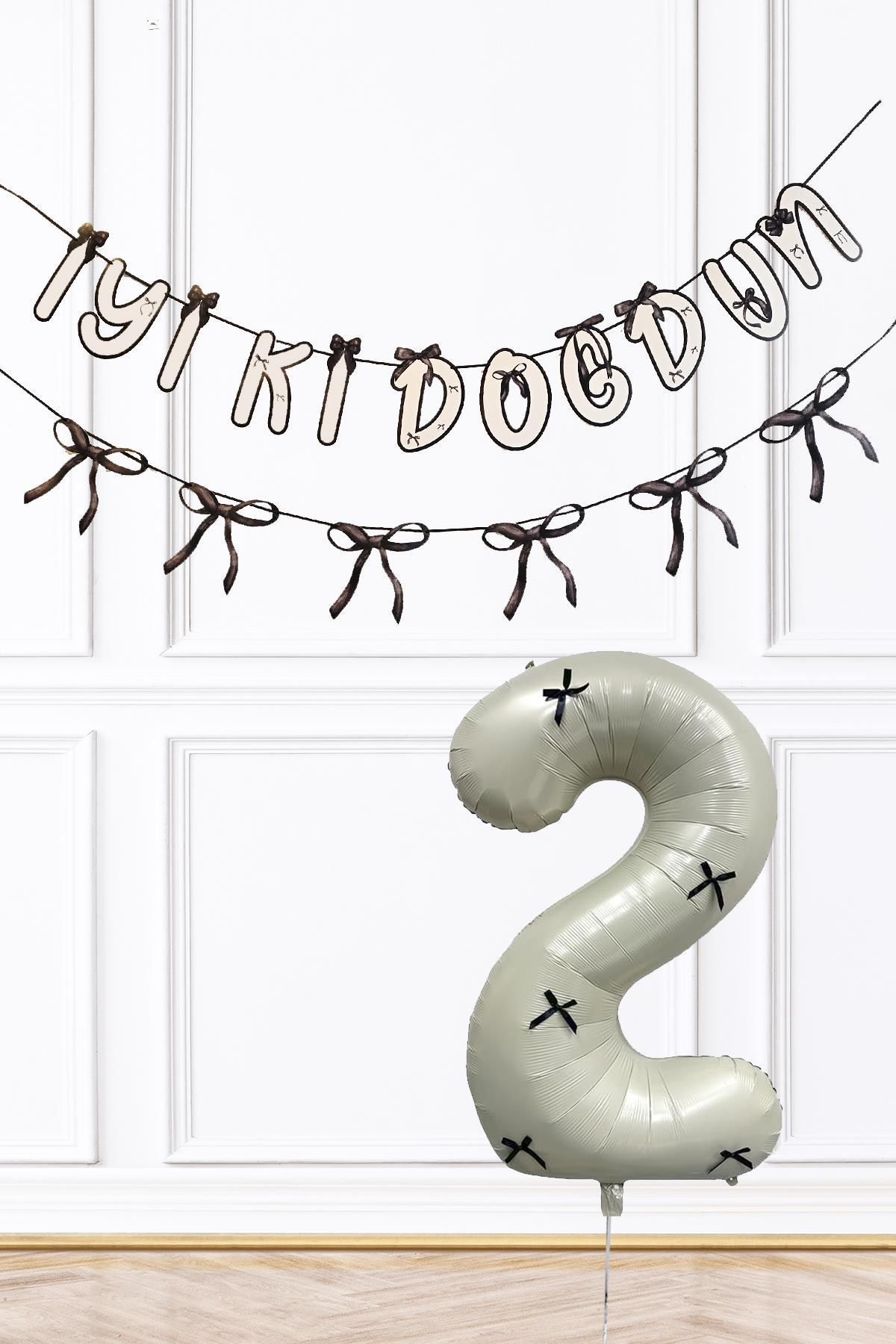 PEKSHOP Siyah Fiyonk Konsept Banner ve Yaş Balonlu Doğum Günü Balon Seti