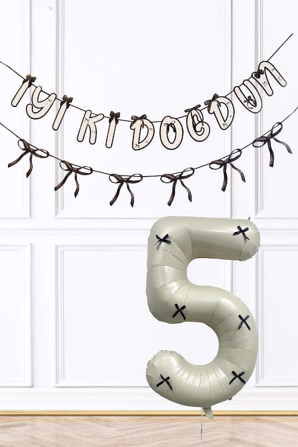 PEKSHOP Siyah Fiyonk Konsept Banner ve Yaş Balonlu Doğum Günü Balon Seti