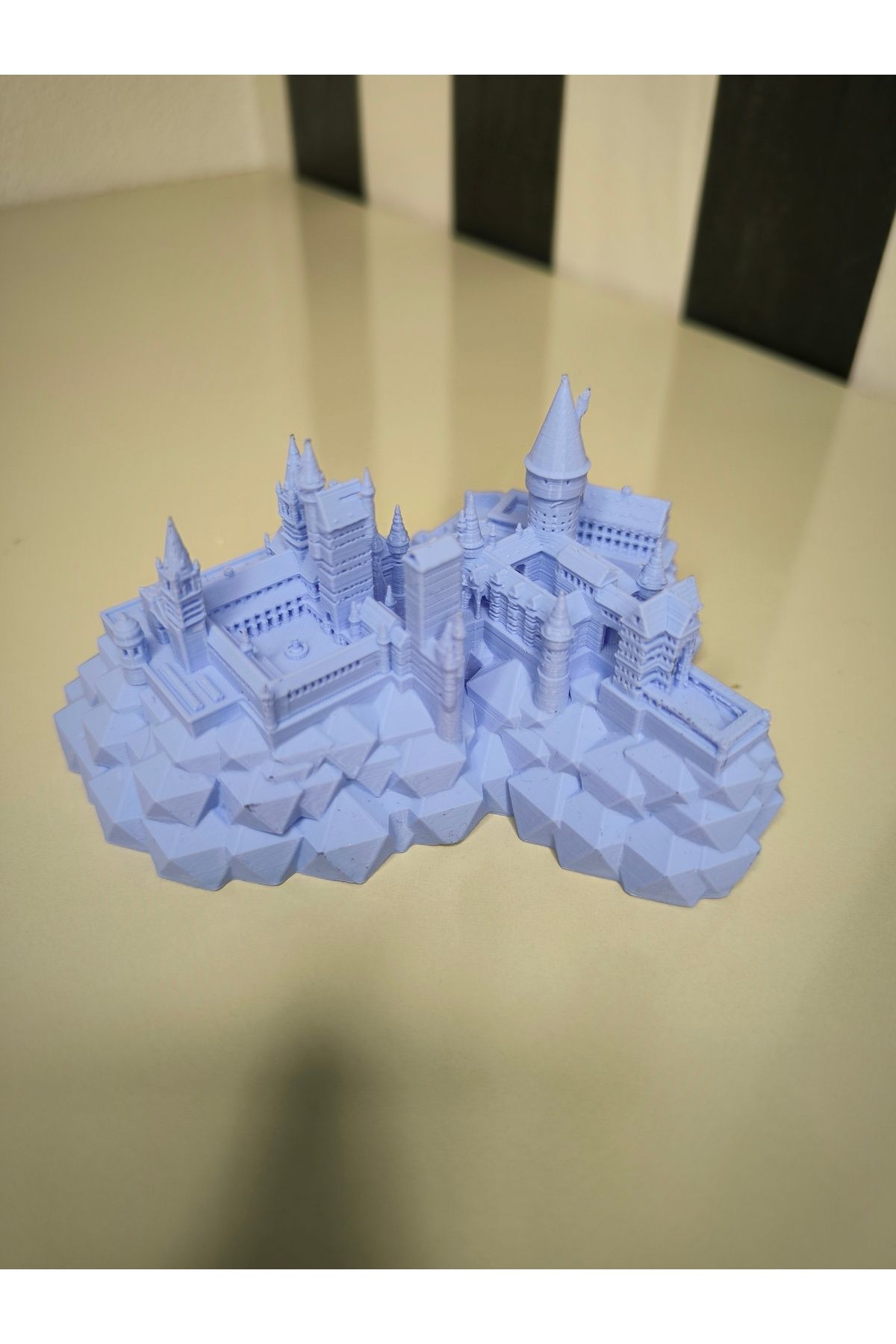 Mutu Store Dekoratif 3D Tasarımıyla Harry Potter Hogwarts Kalesi