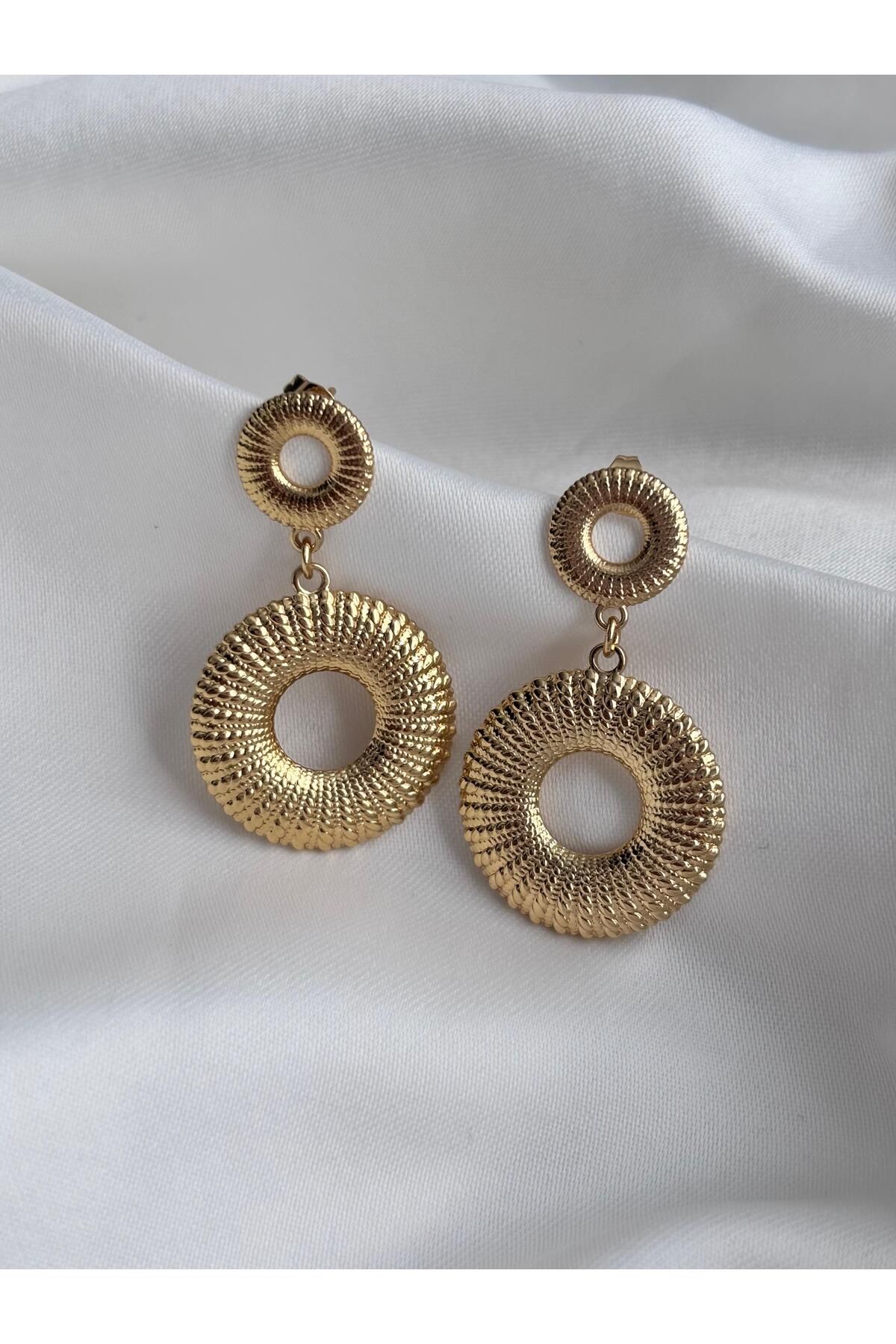 Bellamy Jewelry Dairesel Form Büyük Gold Küpe