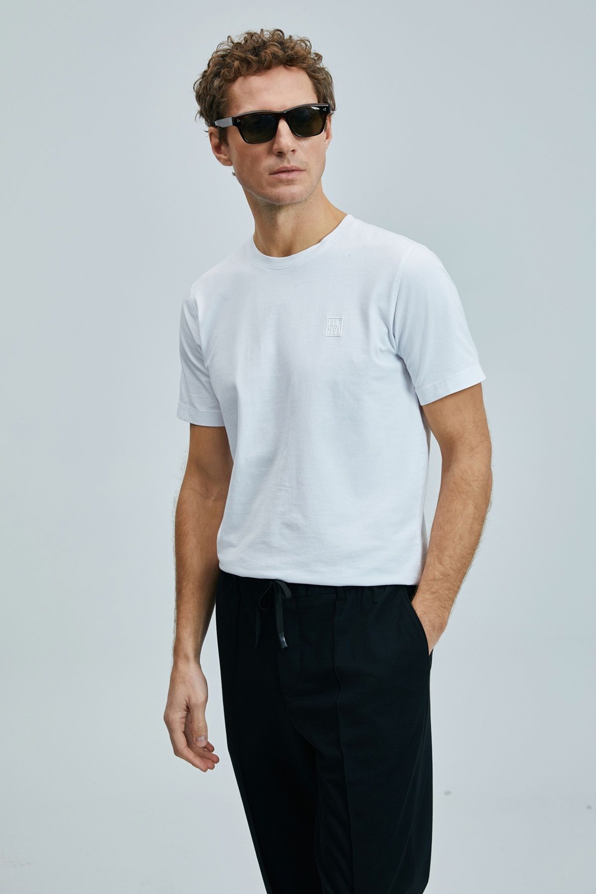 Kocamanlar Ayakkabı Lufian 111020265 Pablo Modern Grafik T- Shirt Erkek T-Shirt BEYAZ