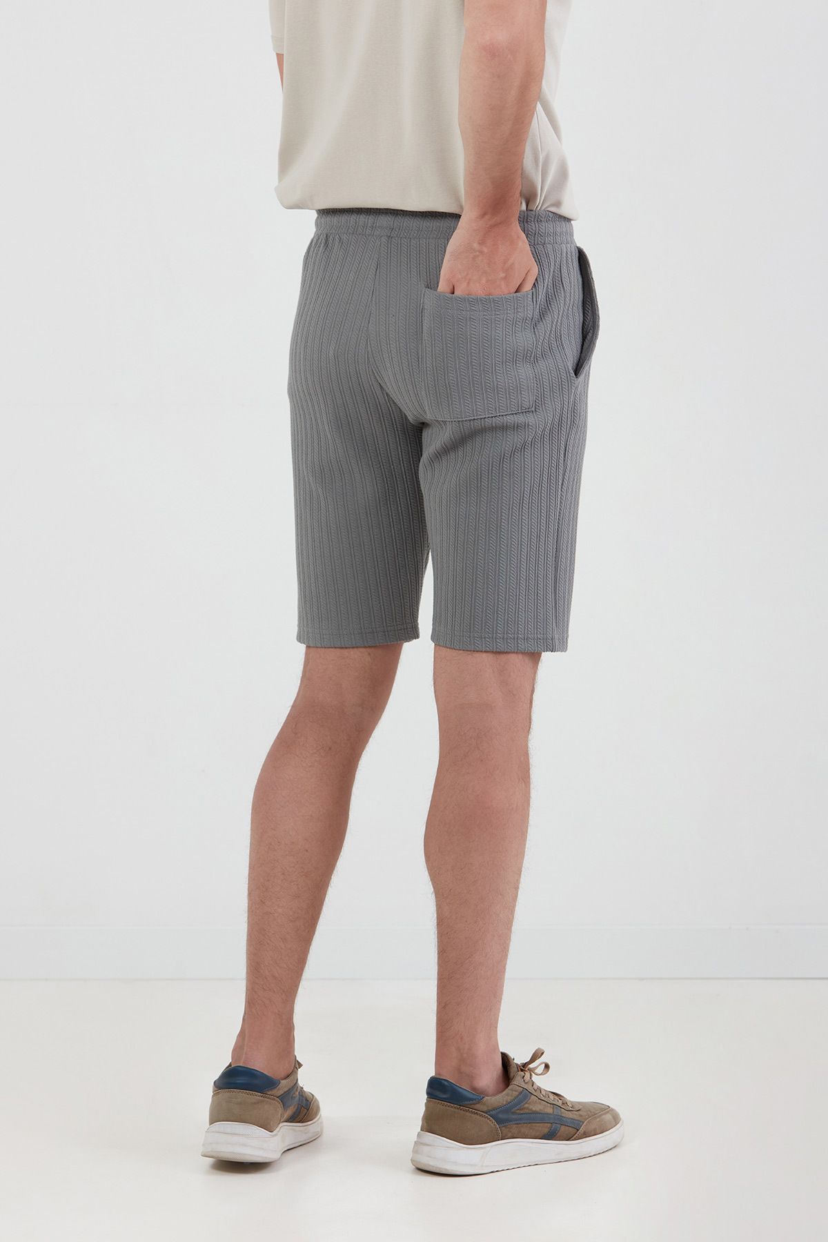 Fulla Moda-Patterned Elastic Waist Shorts 4