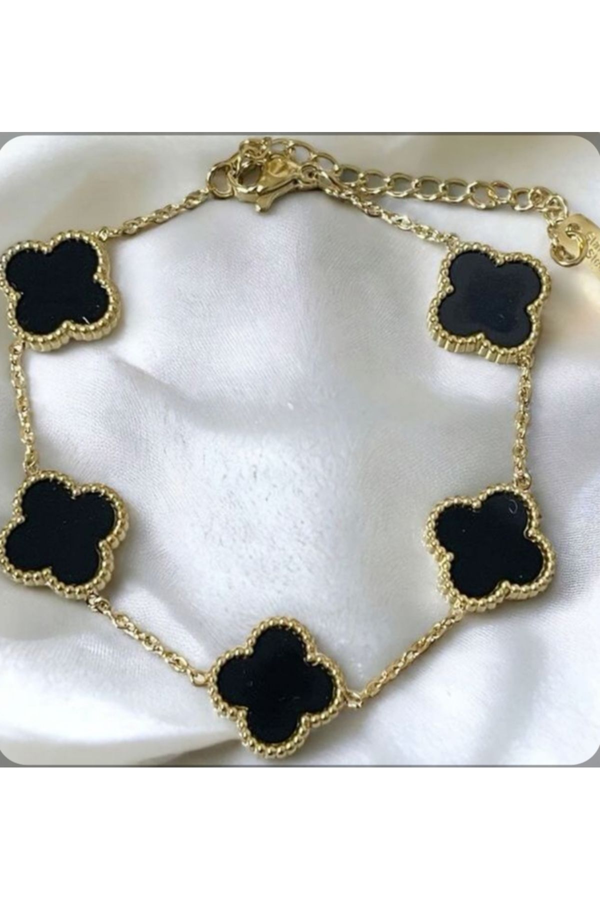 MODA TT Gold çelik yoncalı siyah bileklik