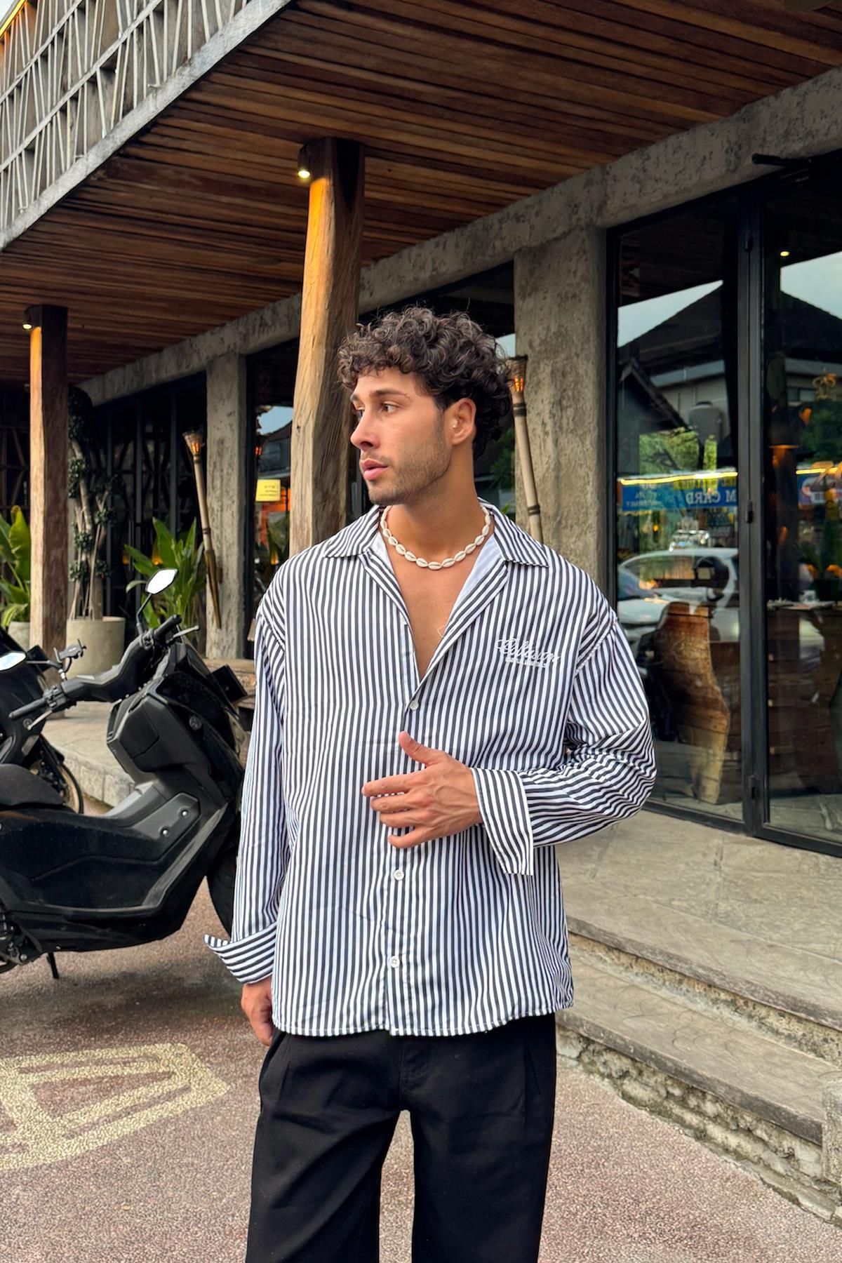 Flaw Wear Collusion Nakışlı Çizgili Oversize Gömlek