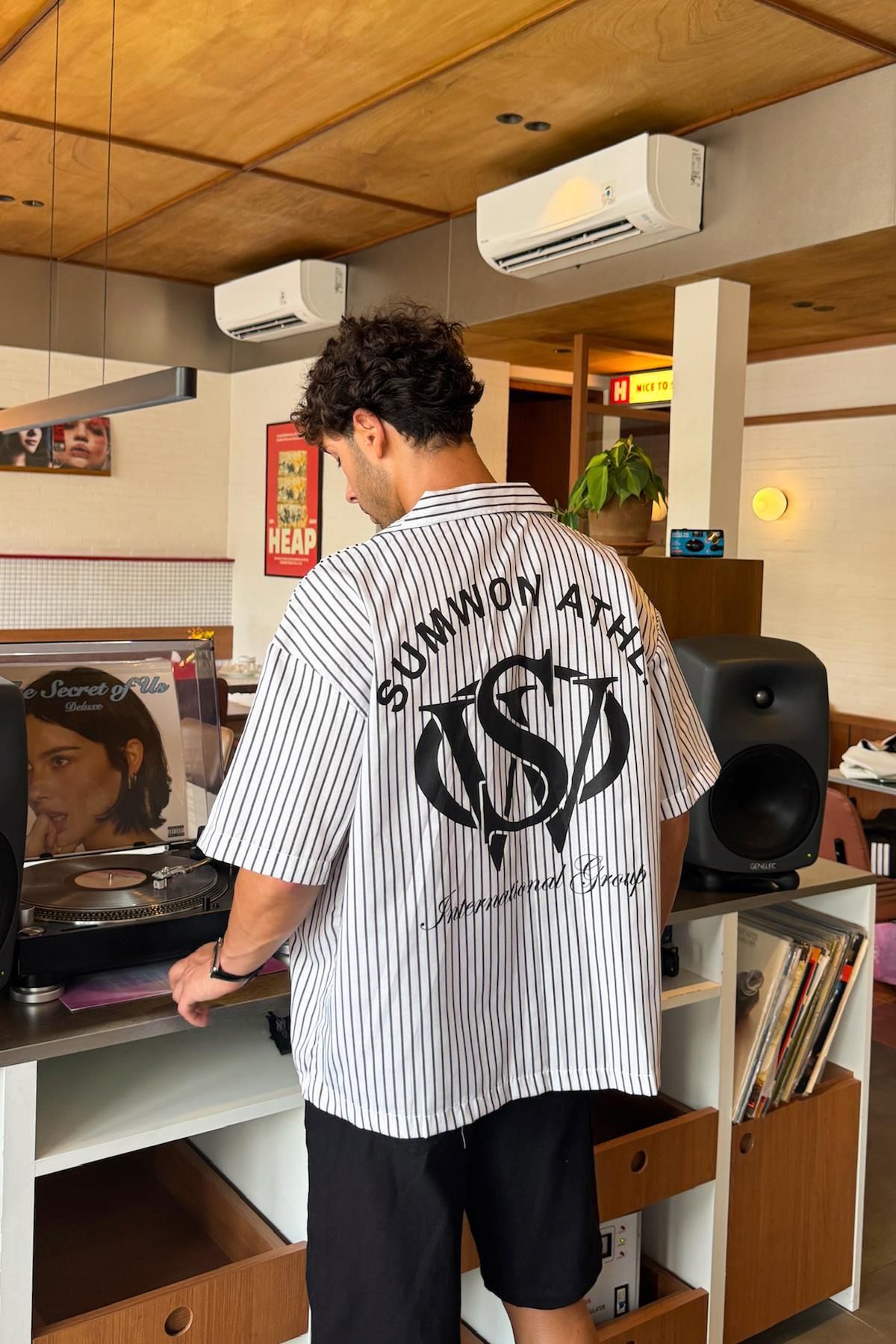 Flaw Wear Sumwon Baskılı Çizgili Beyaz Kısa Kol Gömlek