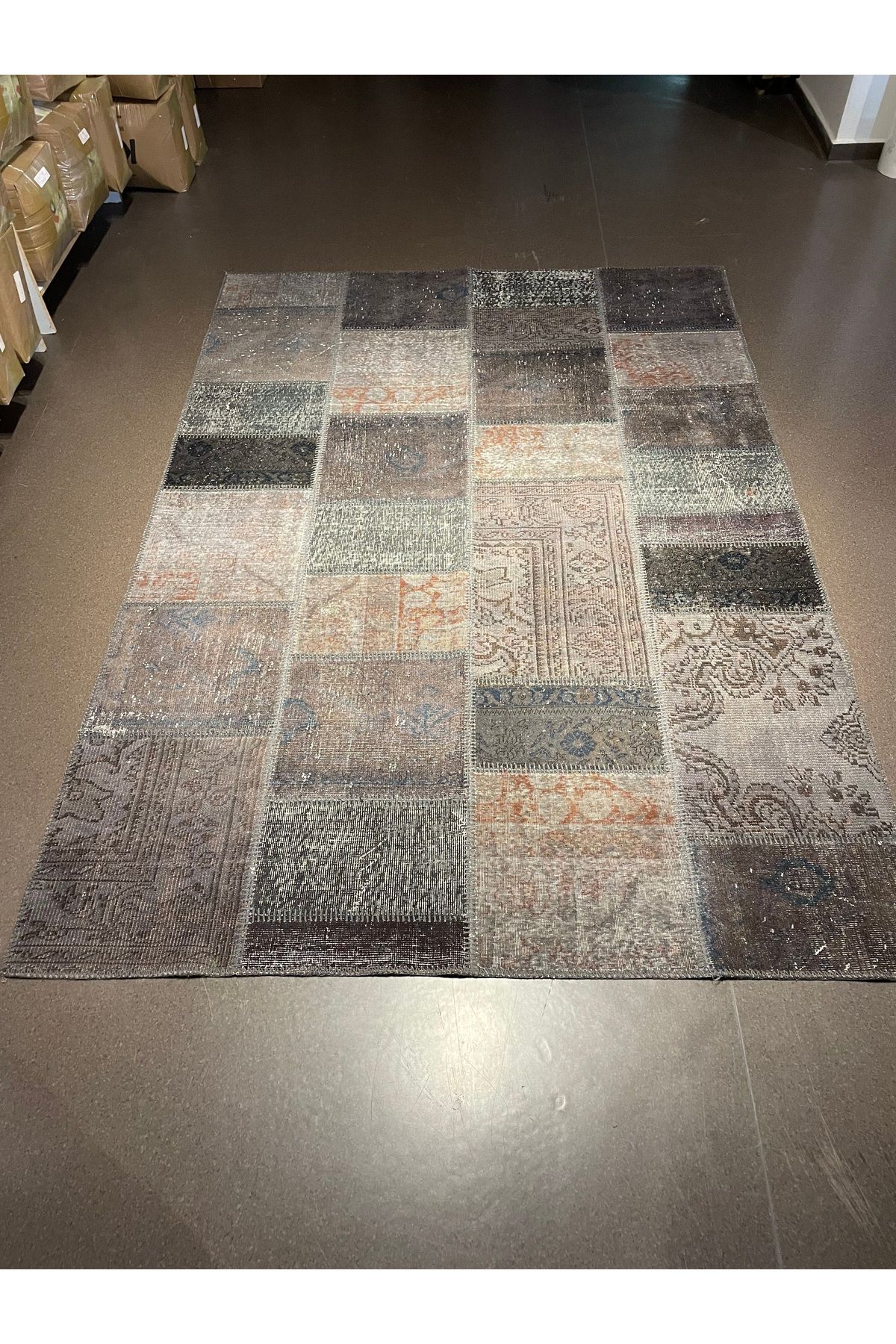 KOZZY HOME Patchwork El Yapımı Yün Halı Vintage El Dokuma %100 Kök Boya Klasik Desenli Modern Halı (NO-183)