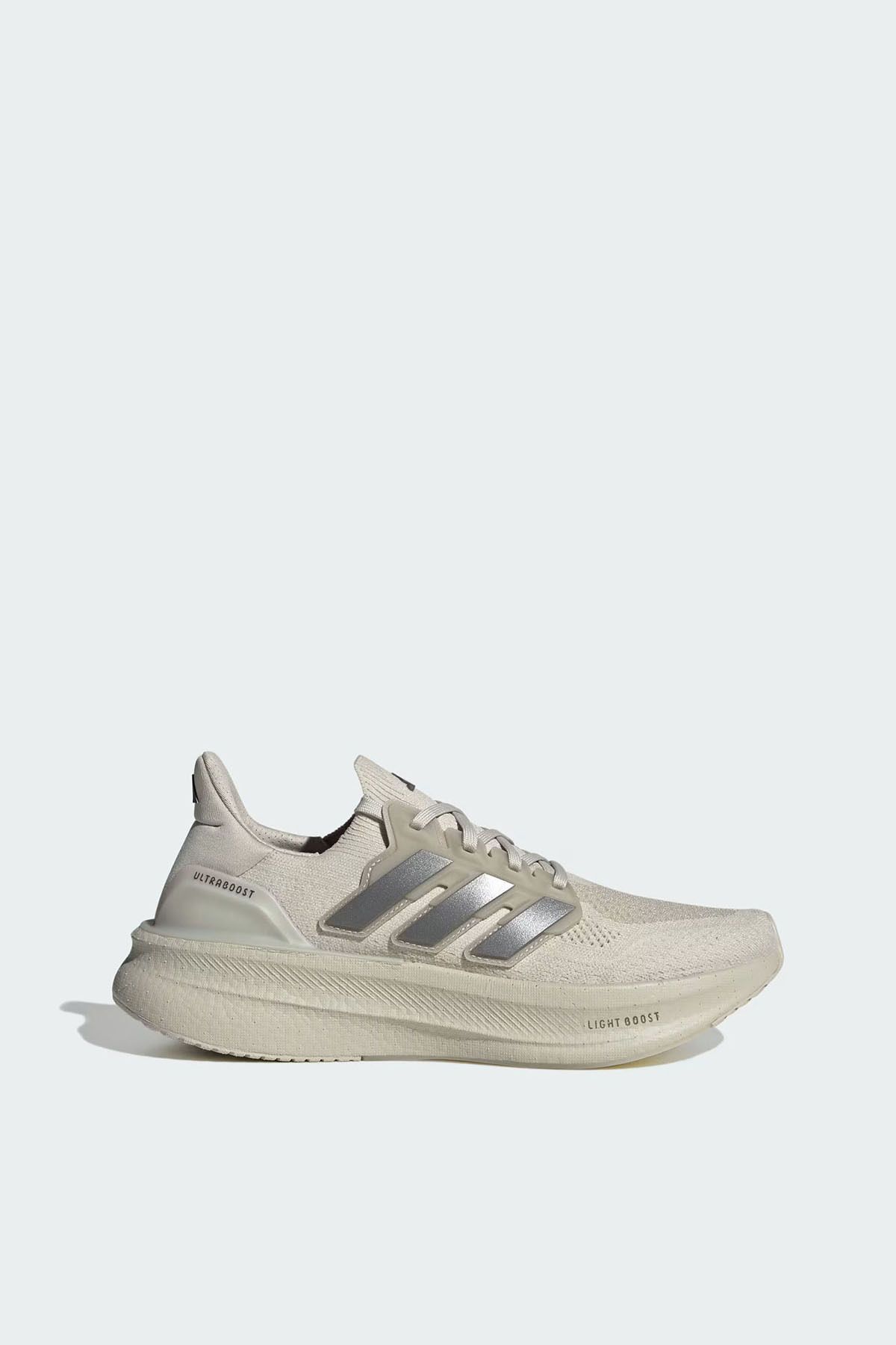 adidas ULTRABOOST 5