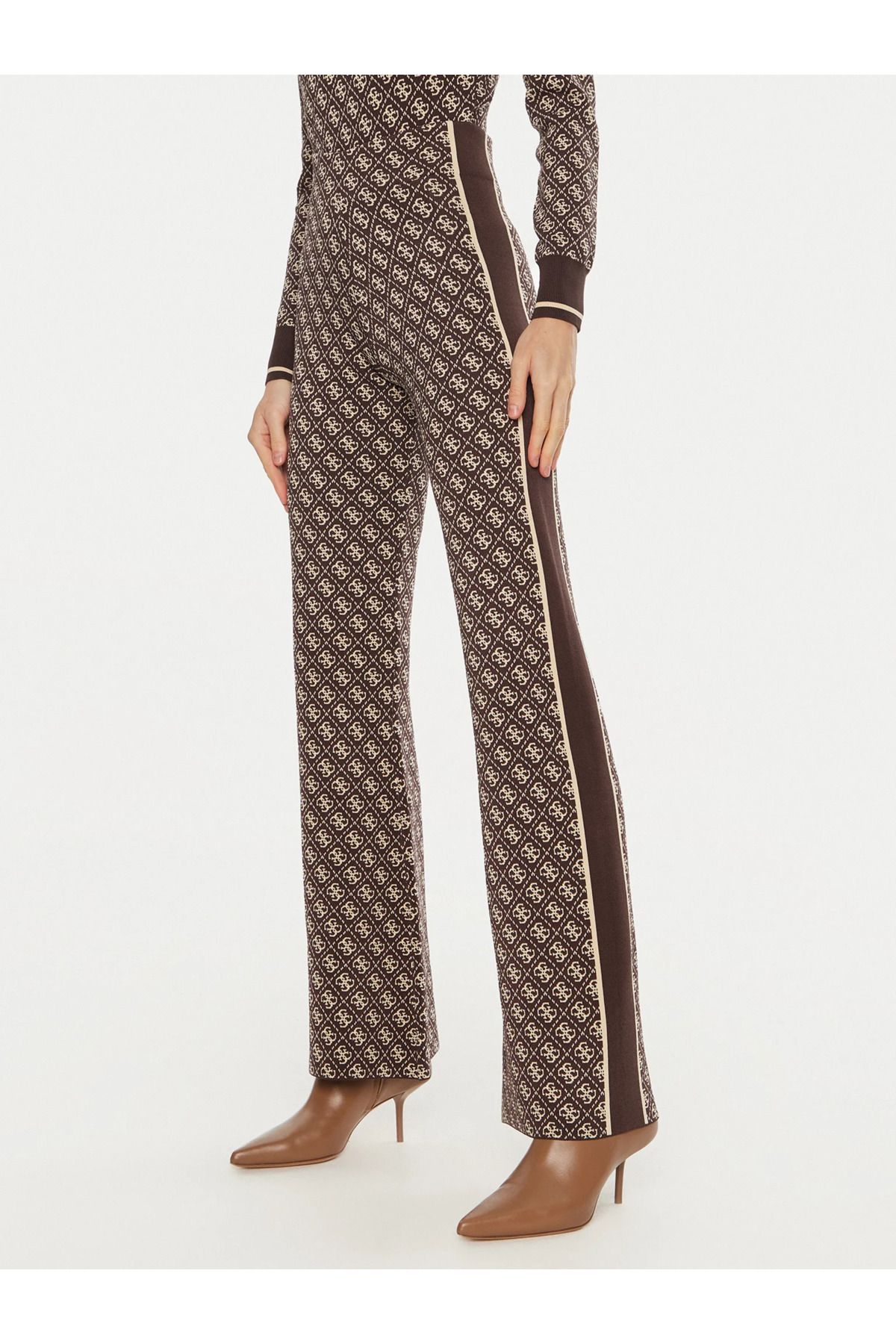 Guess Lise Kadın Regular Fit Pantolon