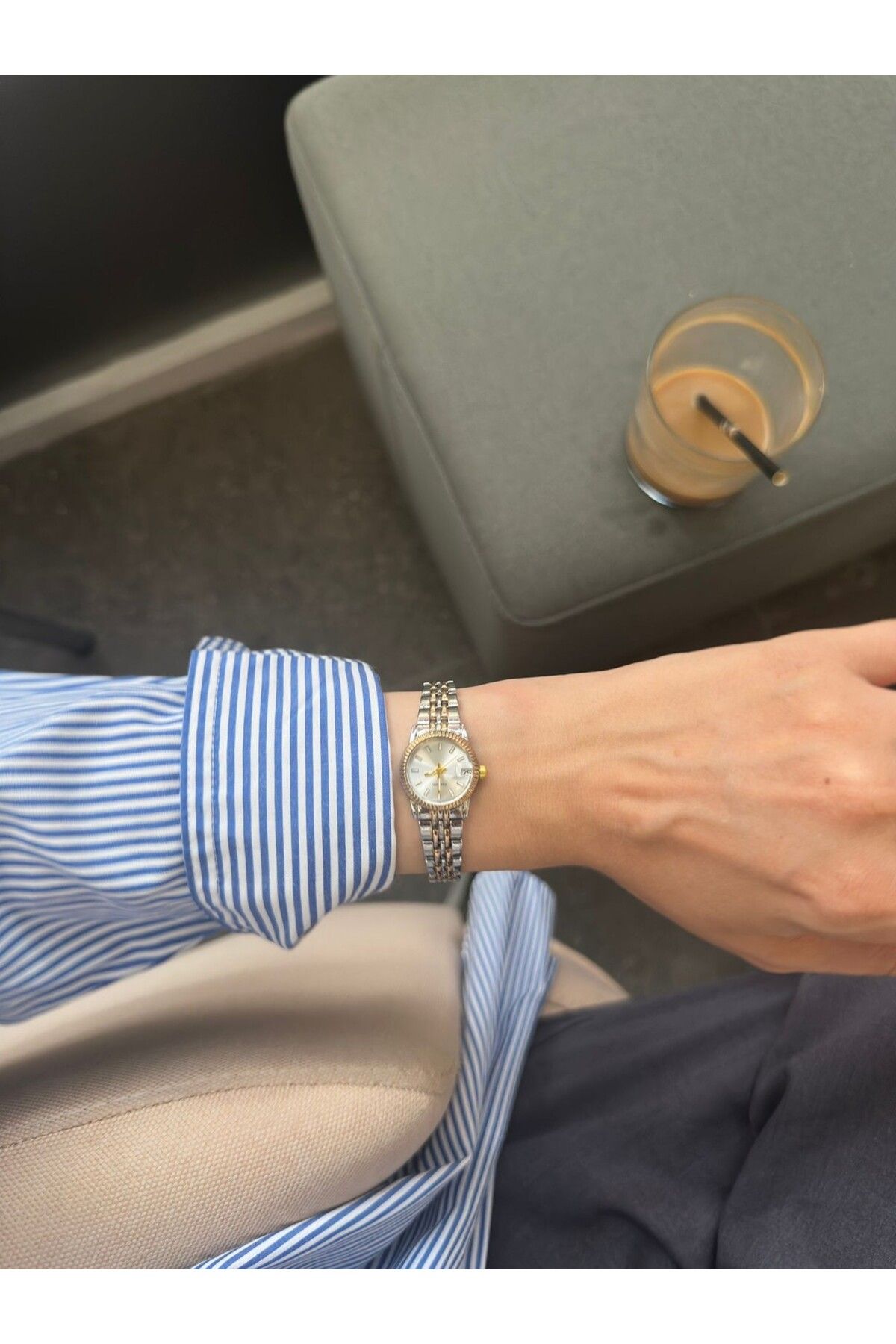 MERW Adrina Model Gold Gümüş Beyaz Renk Metal Kordon Vintage Seri Kadın Kol Saati