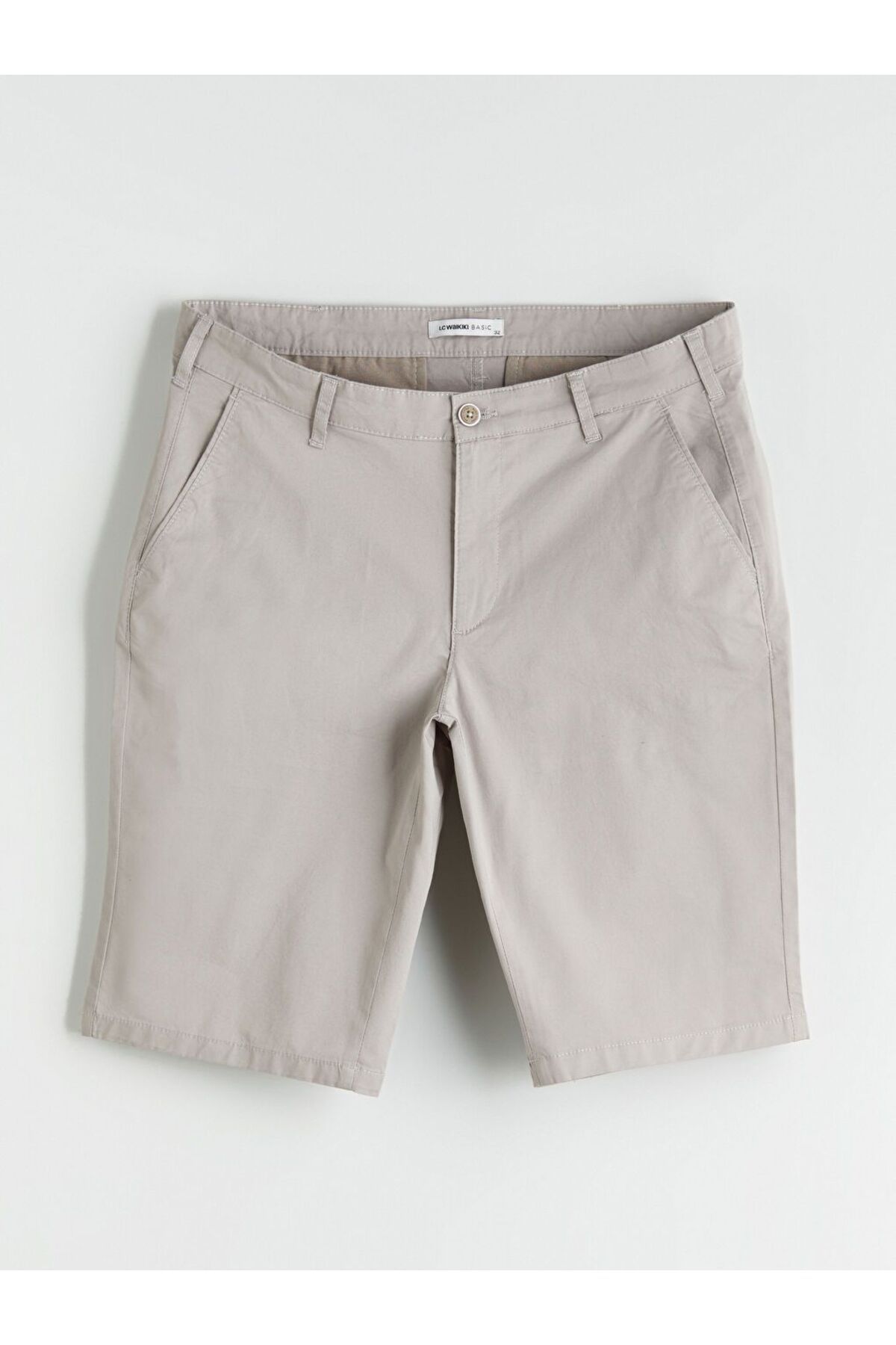 LC Waikiki LCWAIKIKI Classic Standart Kalıp Gabardin Erkek Şort